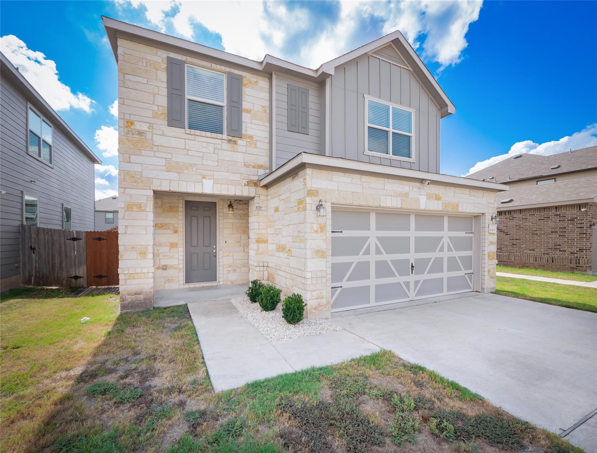 6313 Carriage Pines Dr, Del Valle, TX 78617
