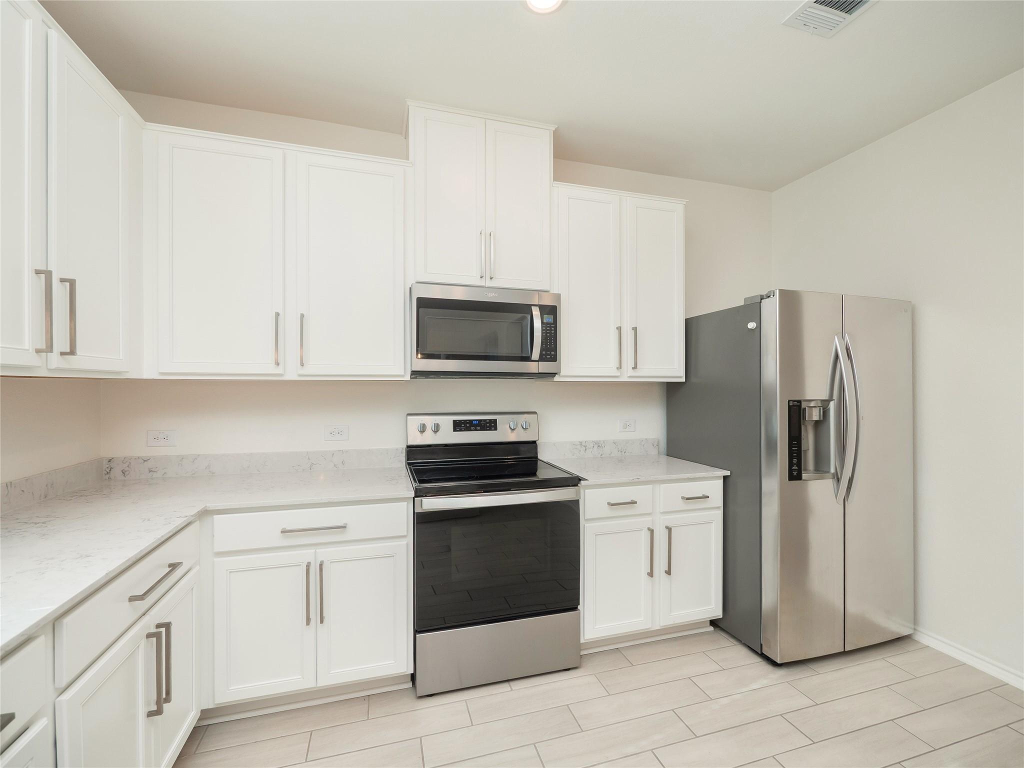 6313 Carriage Pines Dr, Del Valle, TX 78617