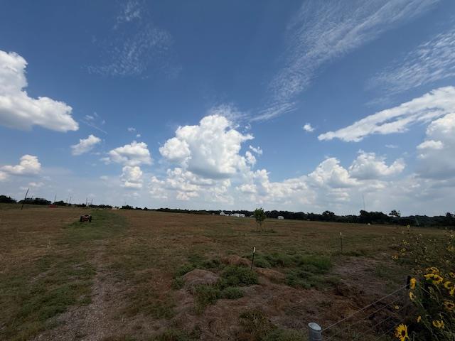 1079 Lomax Harmel Rd, Burton, TX 77835