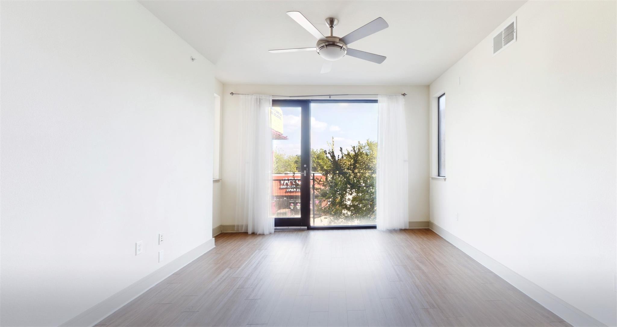 3016 Guadalupe St # 203, Austin, TX 78705