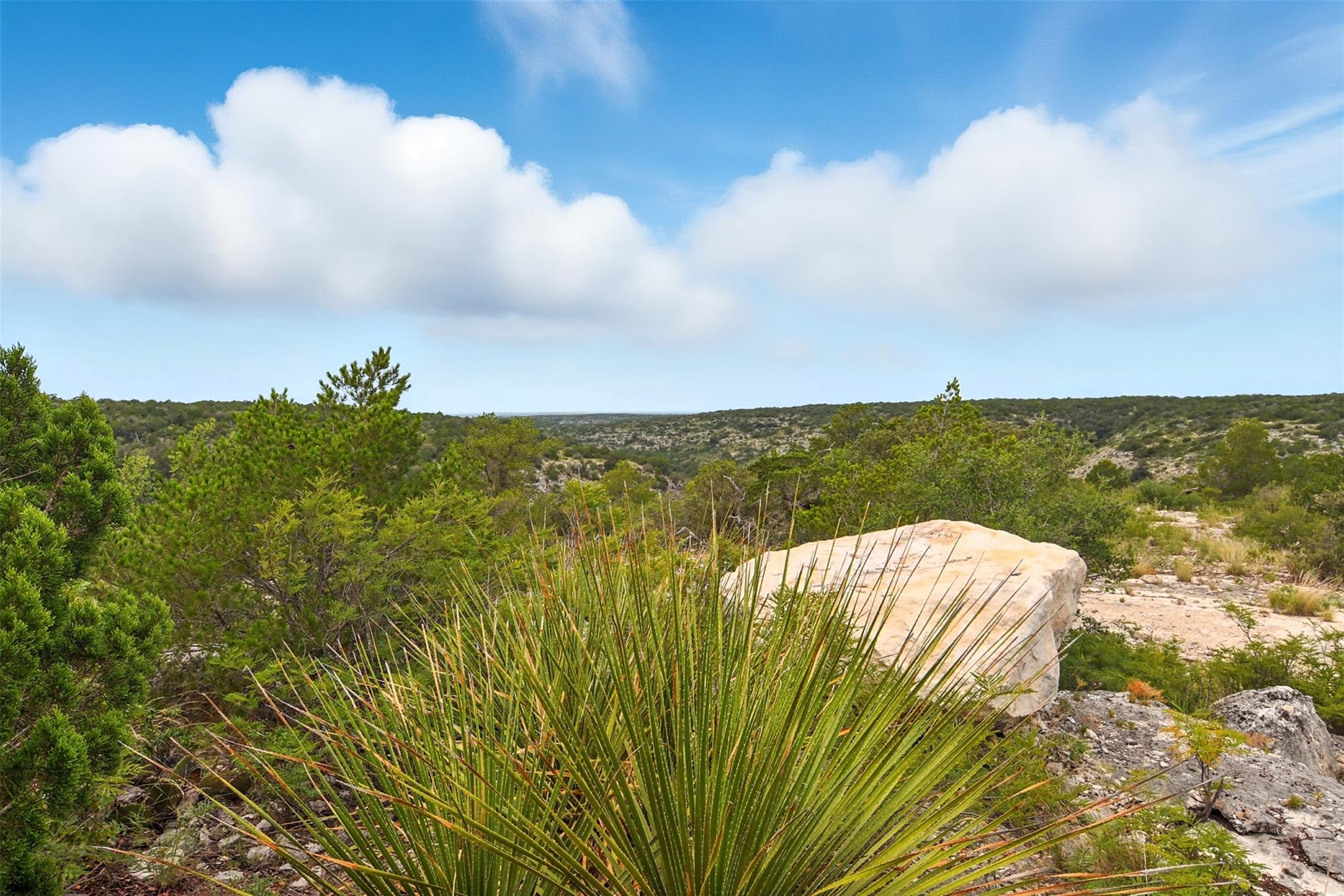 1922 SD 65071, Rocksprings, TX 78880