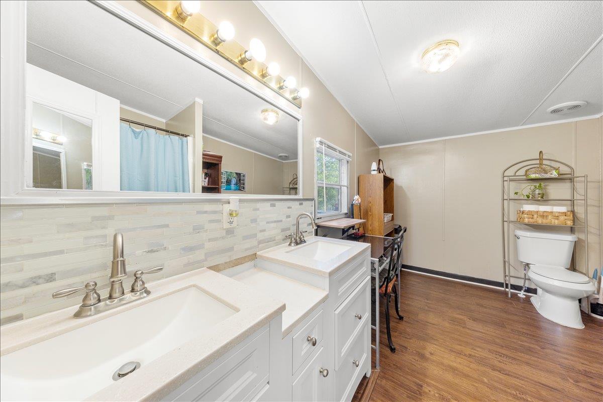 114 Dove Ln, Kyle, TX 78640