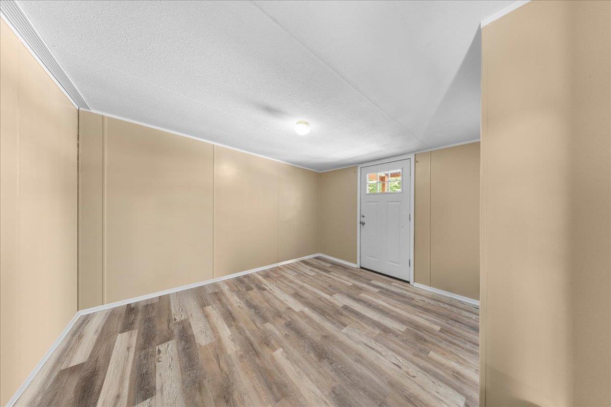 114 Dove Ln, Kyle, TX 78640