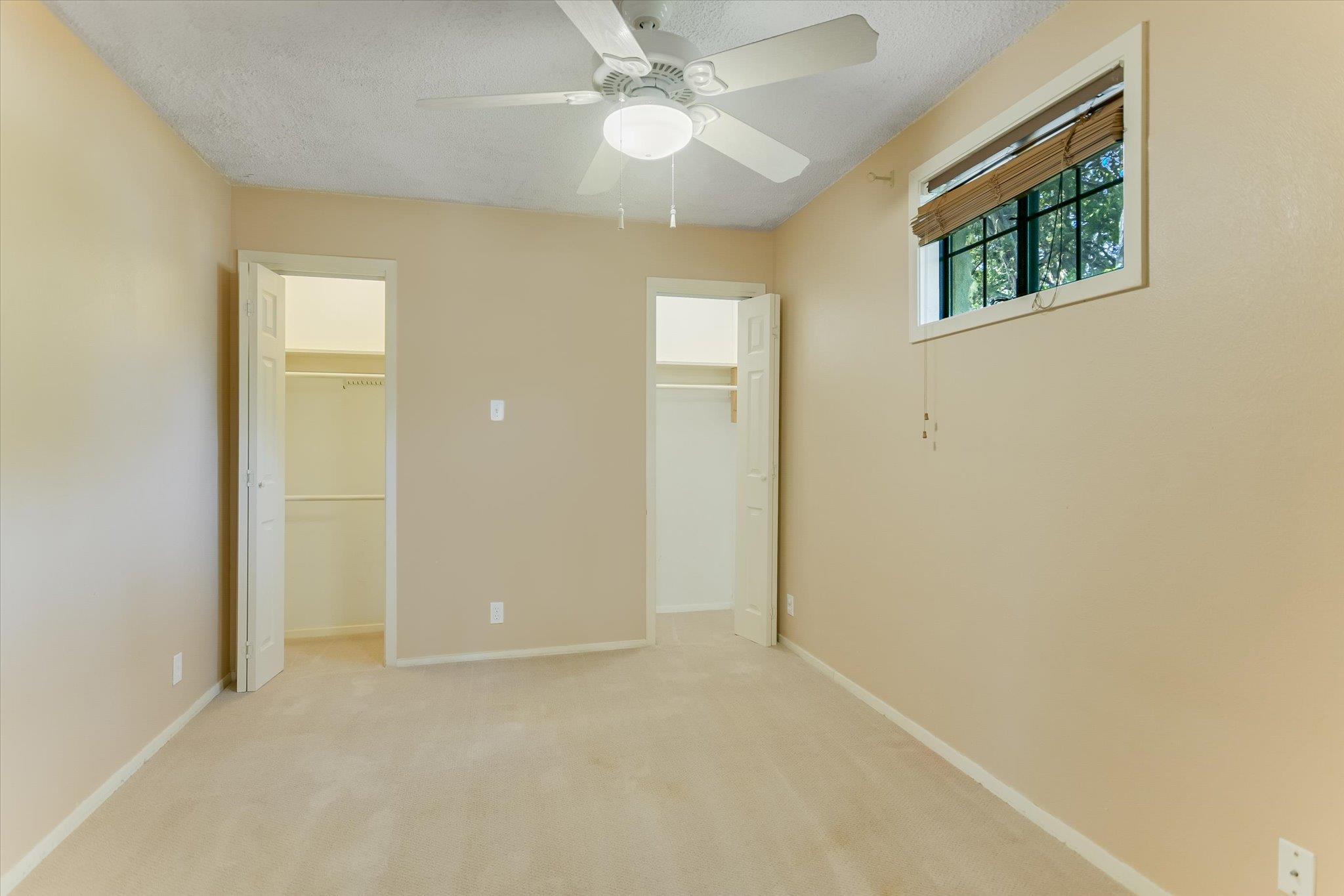 85 BROOKHOLLOW Dr, Wimberley, TX 78676