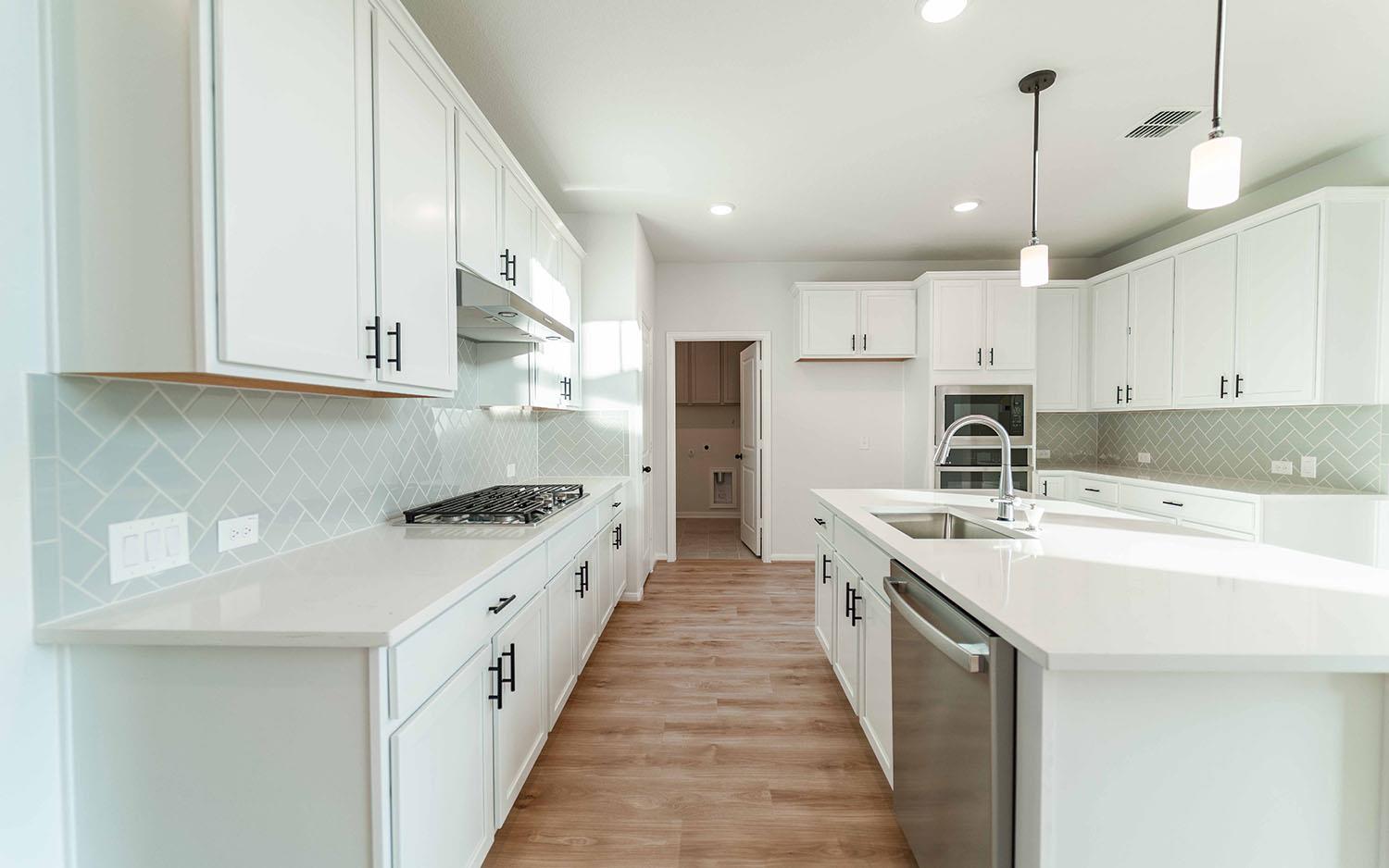 332 Hollister Dr, Liberty Hill, TX 78642