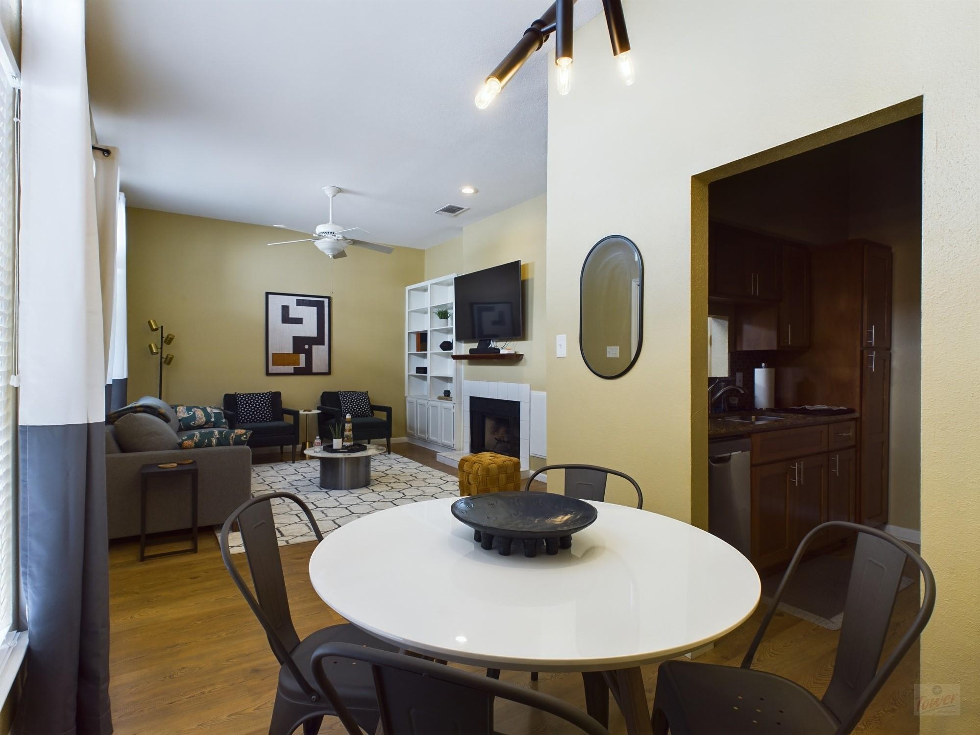 2811 Rio Grande St # 204, Austin, TX 78705