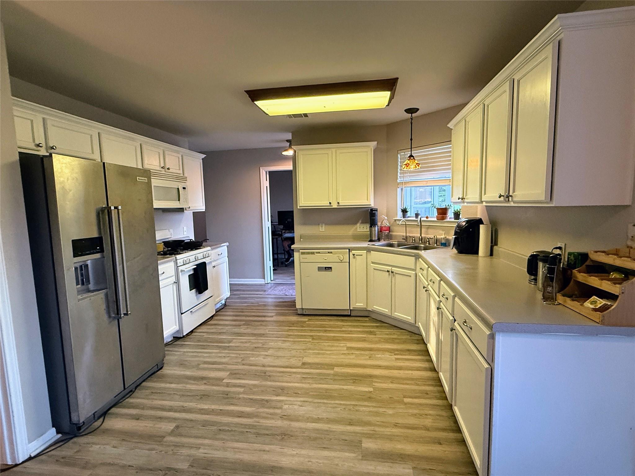 541 Zebra Dr, Kyle, TX 78640