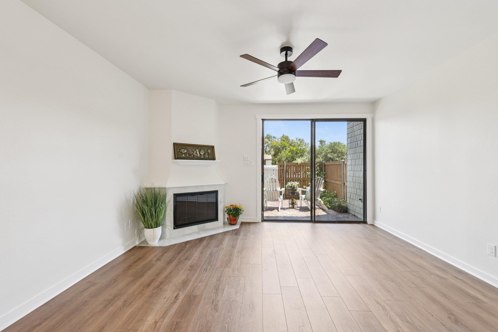 7122 Wood Hollow Dr # 52, Austin, TX 78731