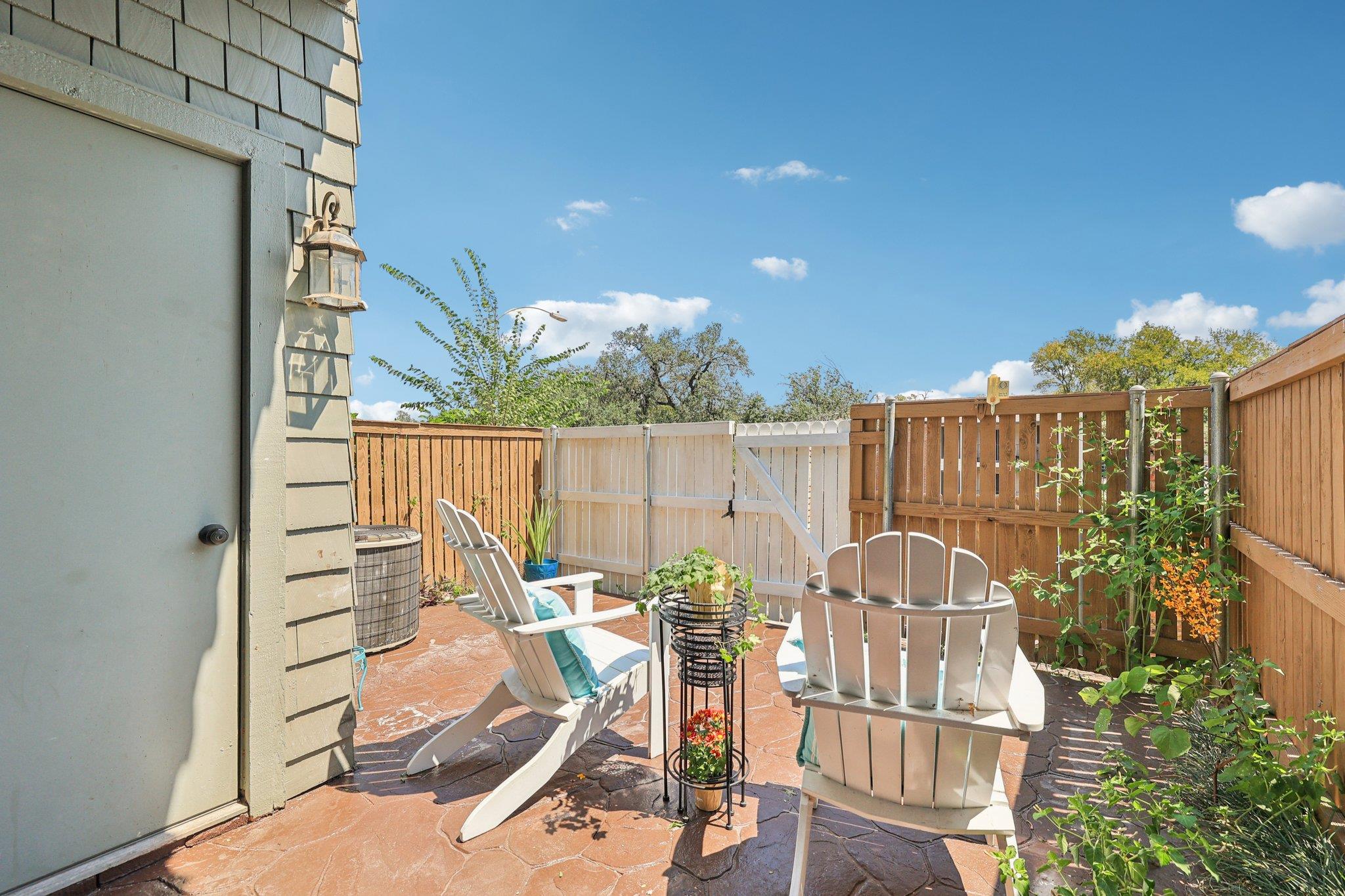 7122 Wood Hollow Dr # 52, Austin, TX 78731