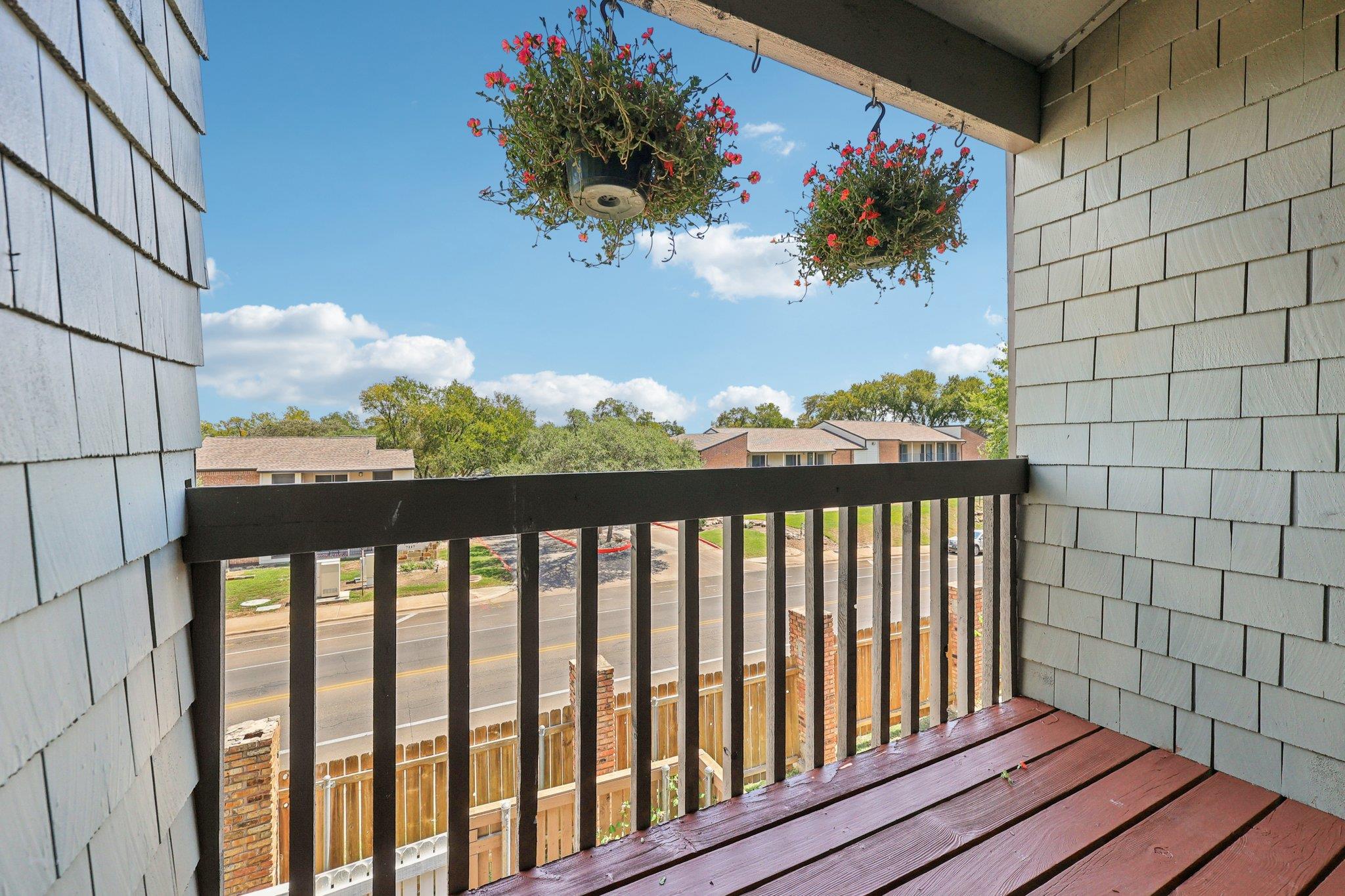 7122 Wood Hollow Dr # 52, Austin, TX 78731