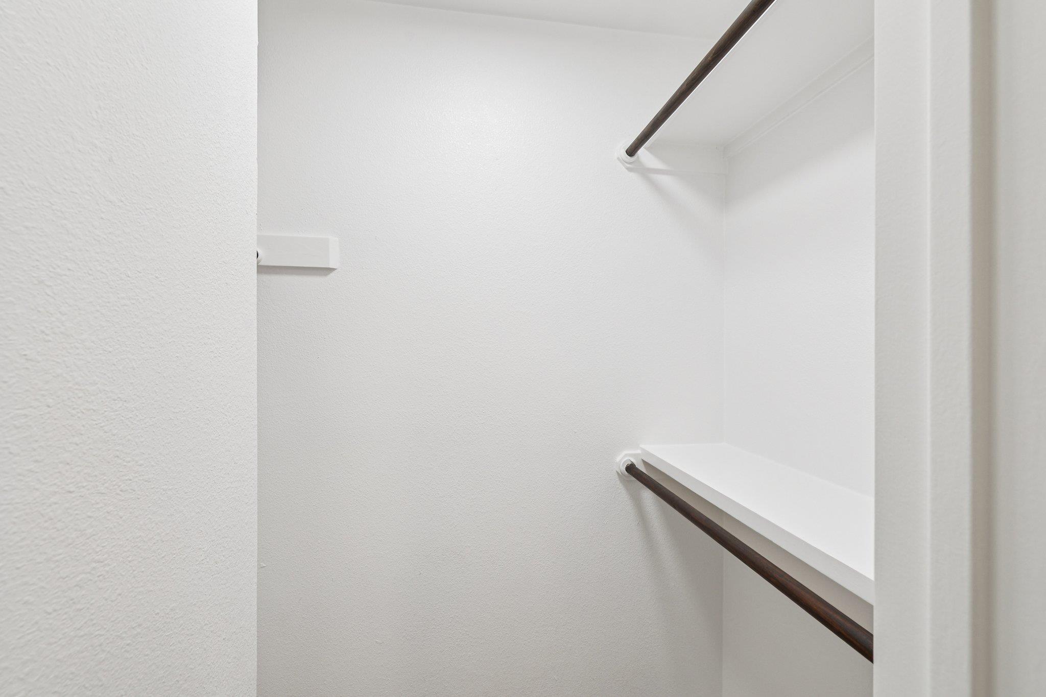 7122 Wood Hollow Dr # 52, Austin, TX 78731