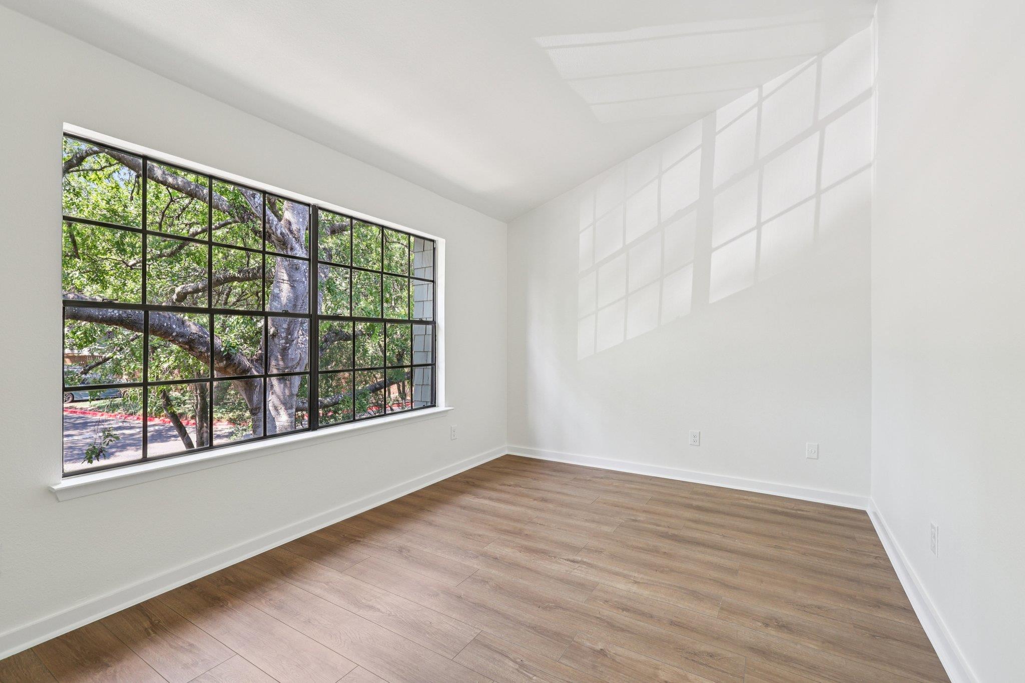 7122 Wood Hollow Dr # 52, Austin, TX 78731