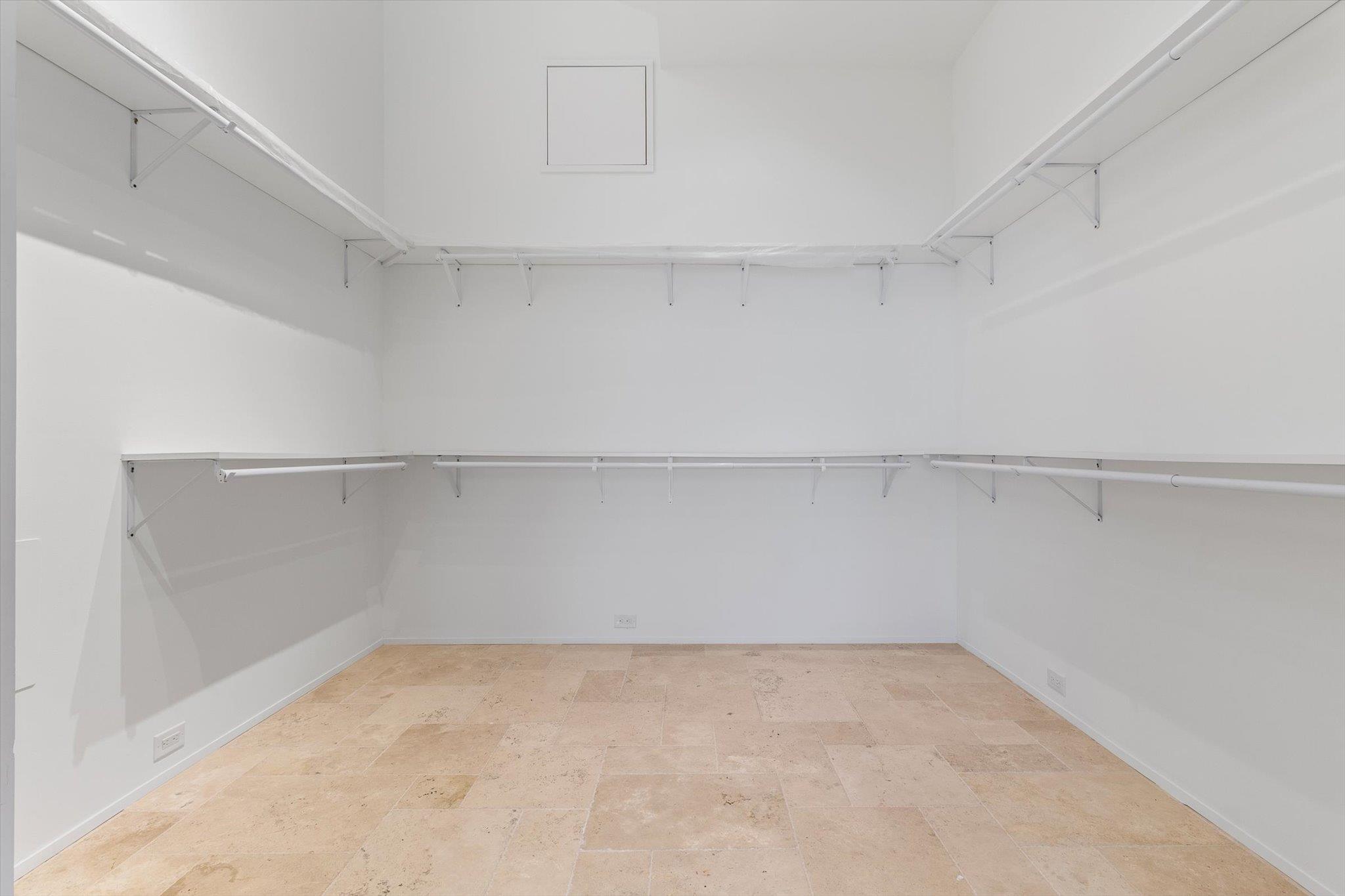 708 Snyder Hill Dr, San Marcos, TX 78666