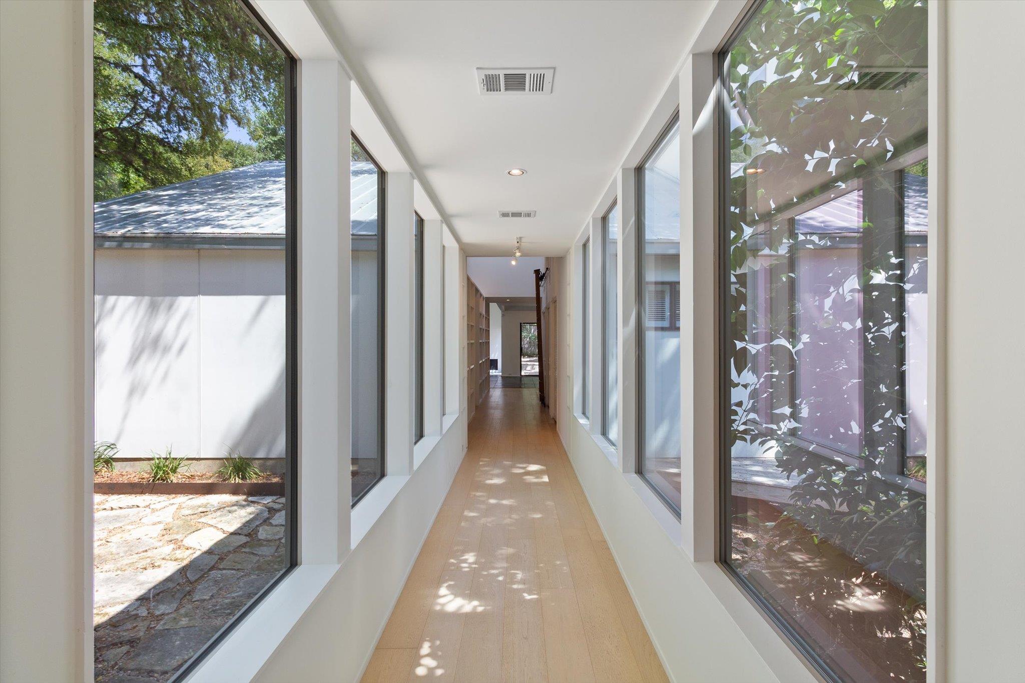 708 Snyder Hill Dr, San Marcos, TX 78666