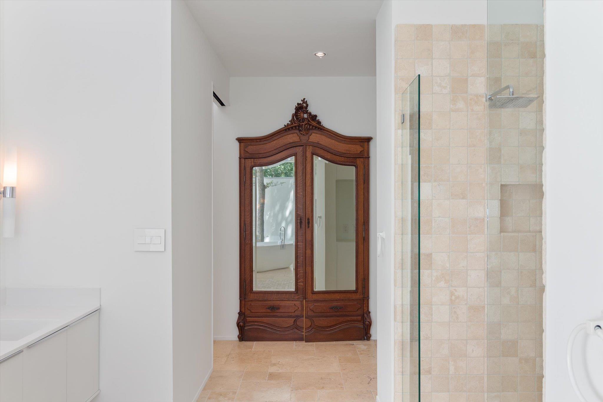 708 Snyder Hill Dr, San Marcos, TX 78666