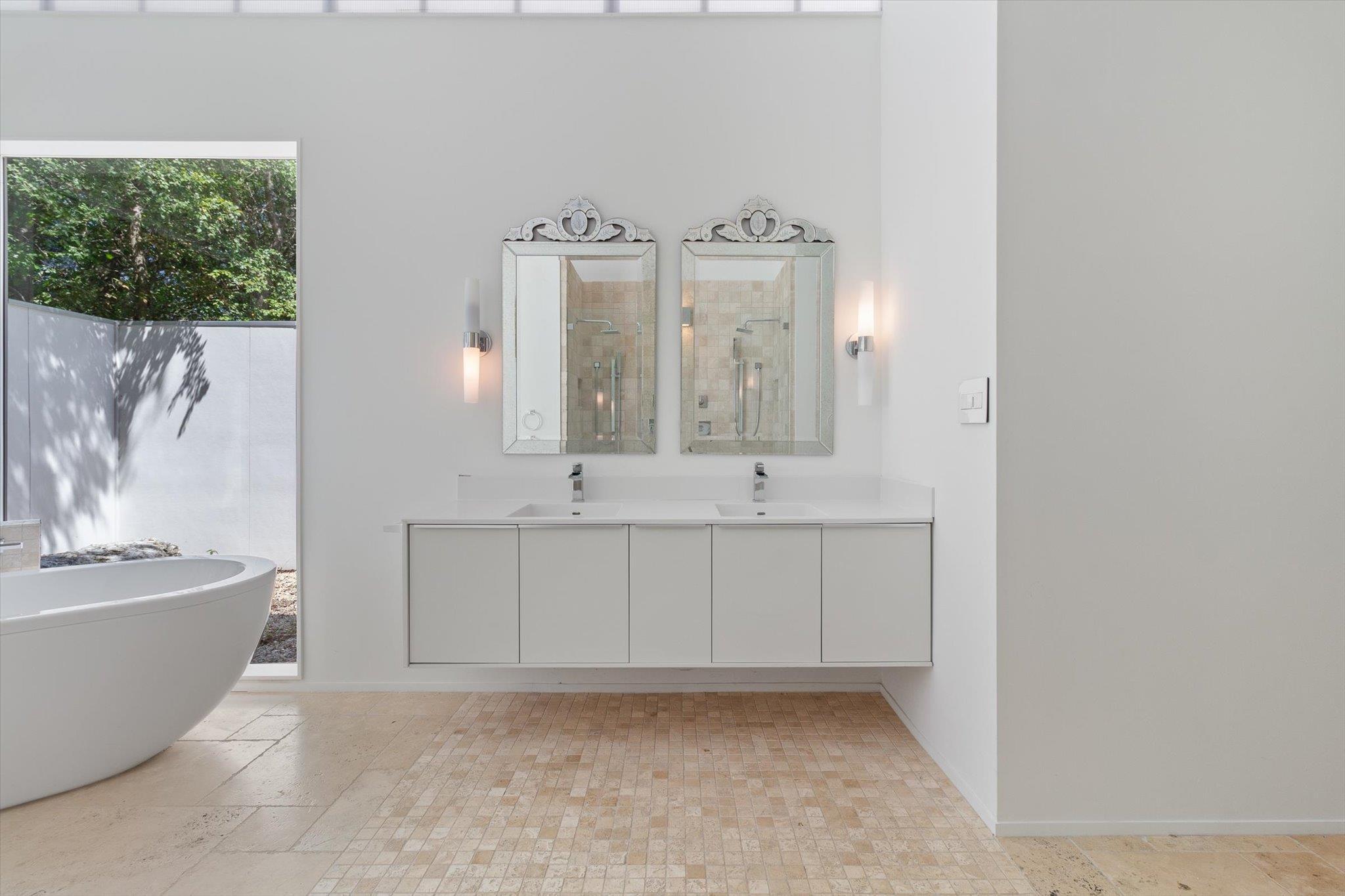 708 Snyder Hill Dr, San Marcos, TX 78666