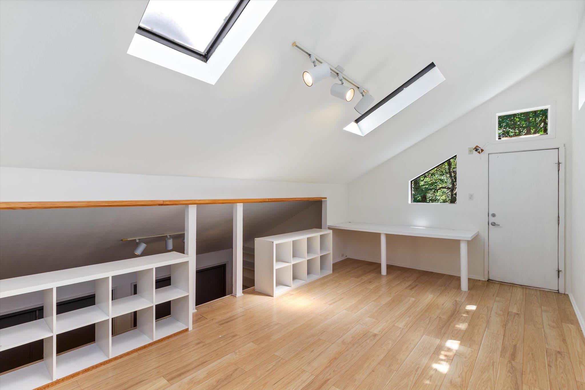 708 Snyder Hill Dr, San Marcos, TX 78666