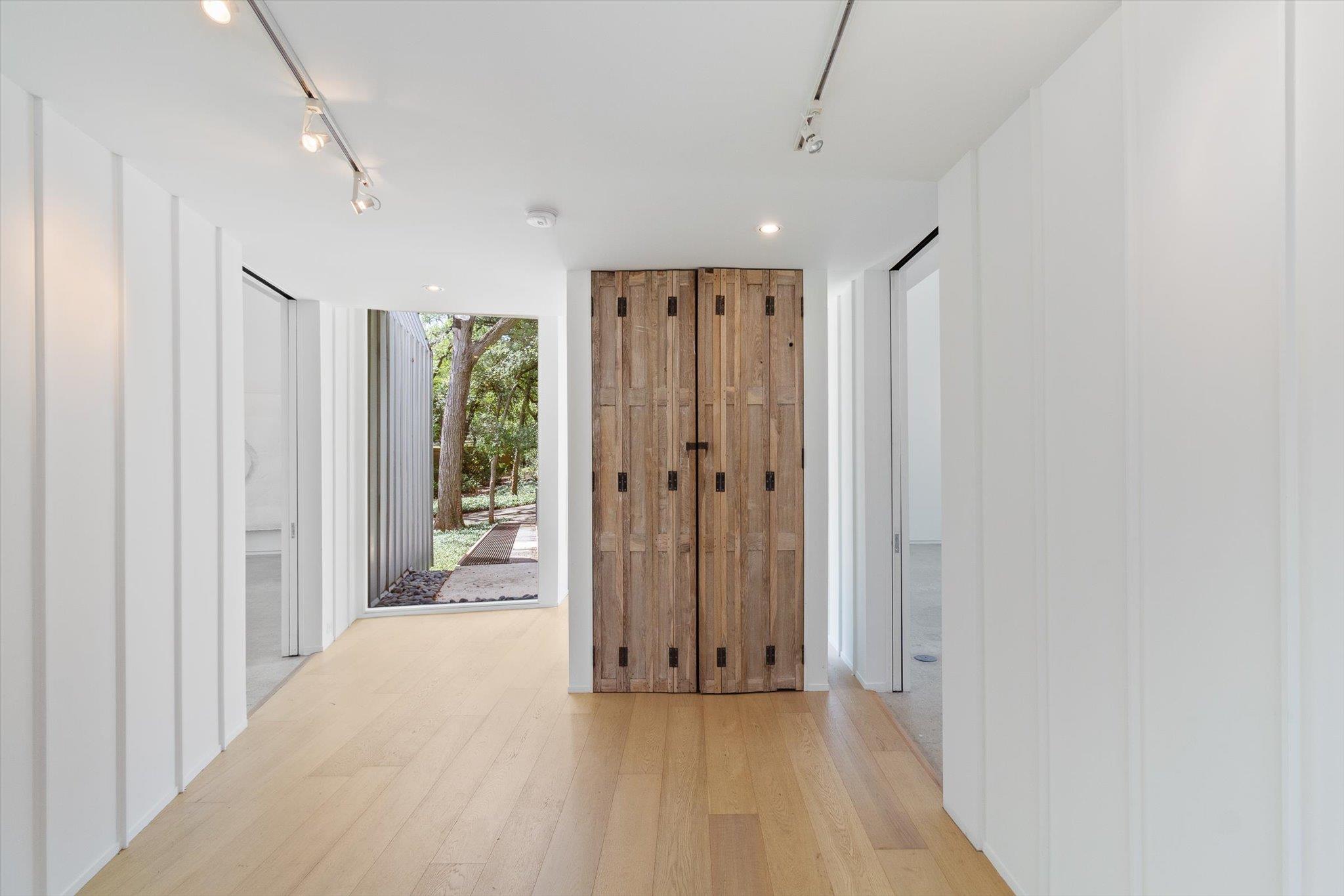 708 Snyder Hill Dr, San Marcos, TX 78666