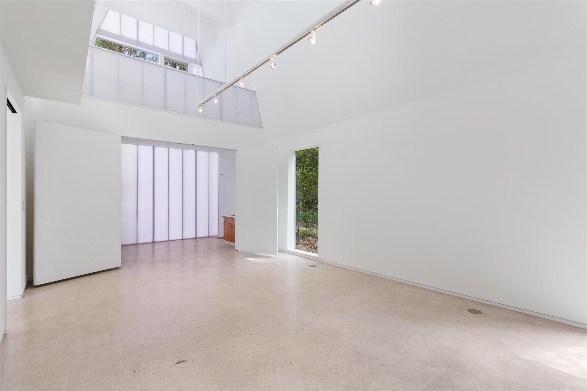 708 Snyder Hill Dr, San Marcos, TX 78666