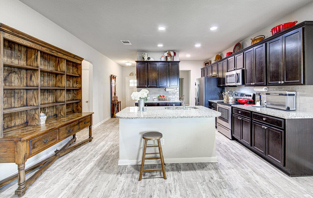 5005 Winsbury Dr, Georgetown, TX 78626