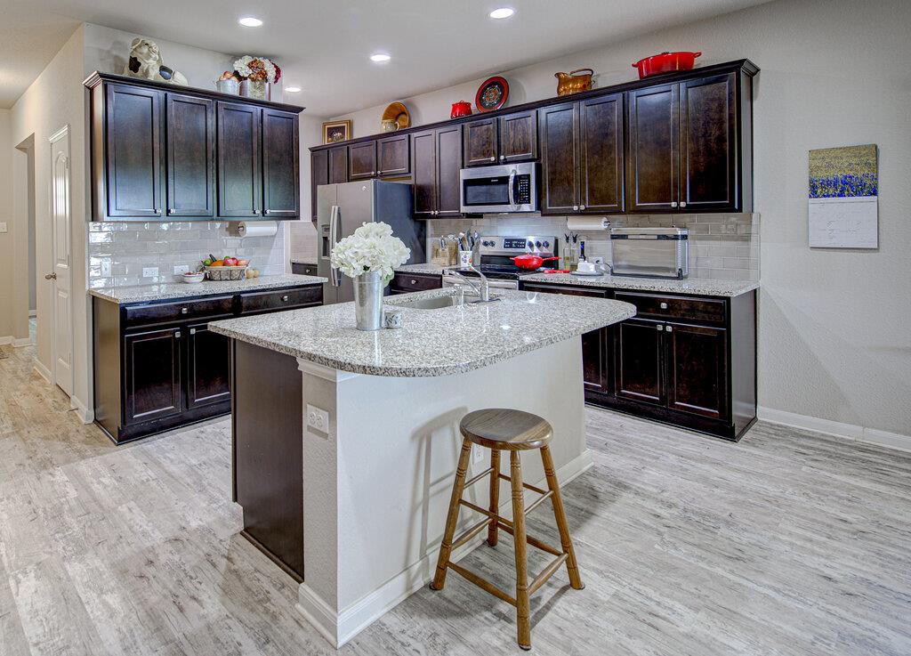 5005 Winsbury Dr, Georgetown, TX 78626