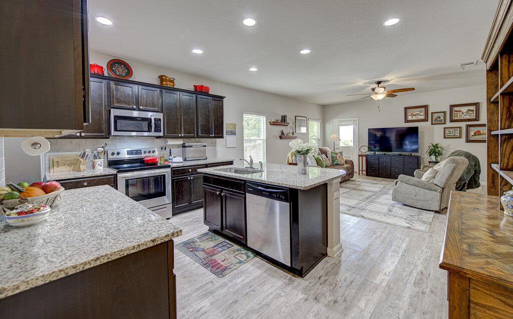 5005 Winsbury Dr, Georgetown, TX 78626