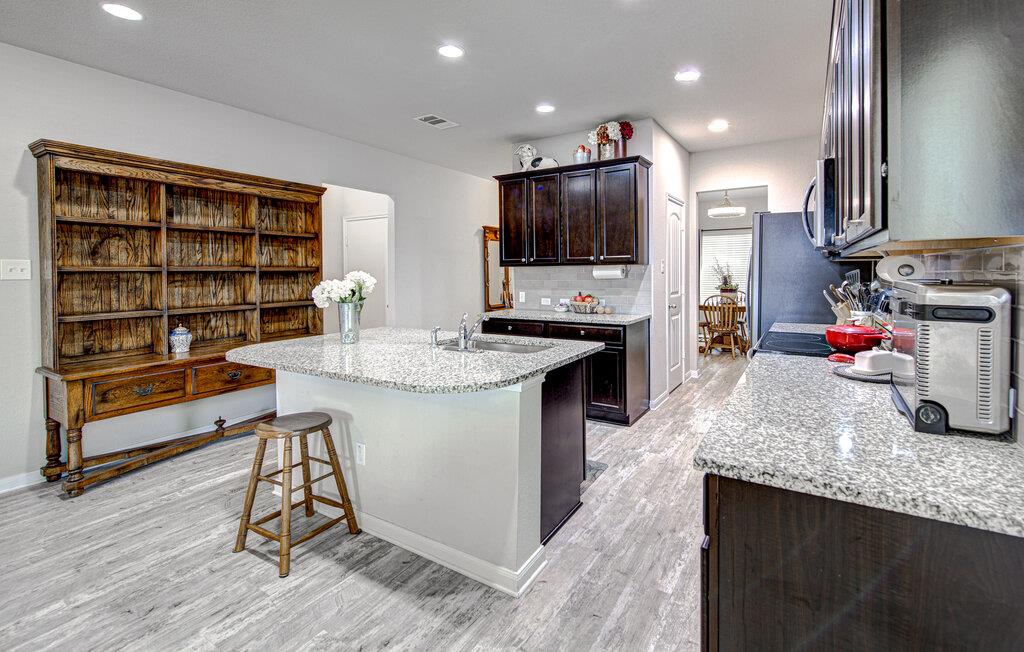 5005 Winsbury Dr, Georgetown, TX 78626