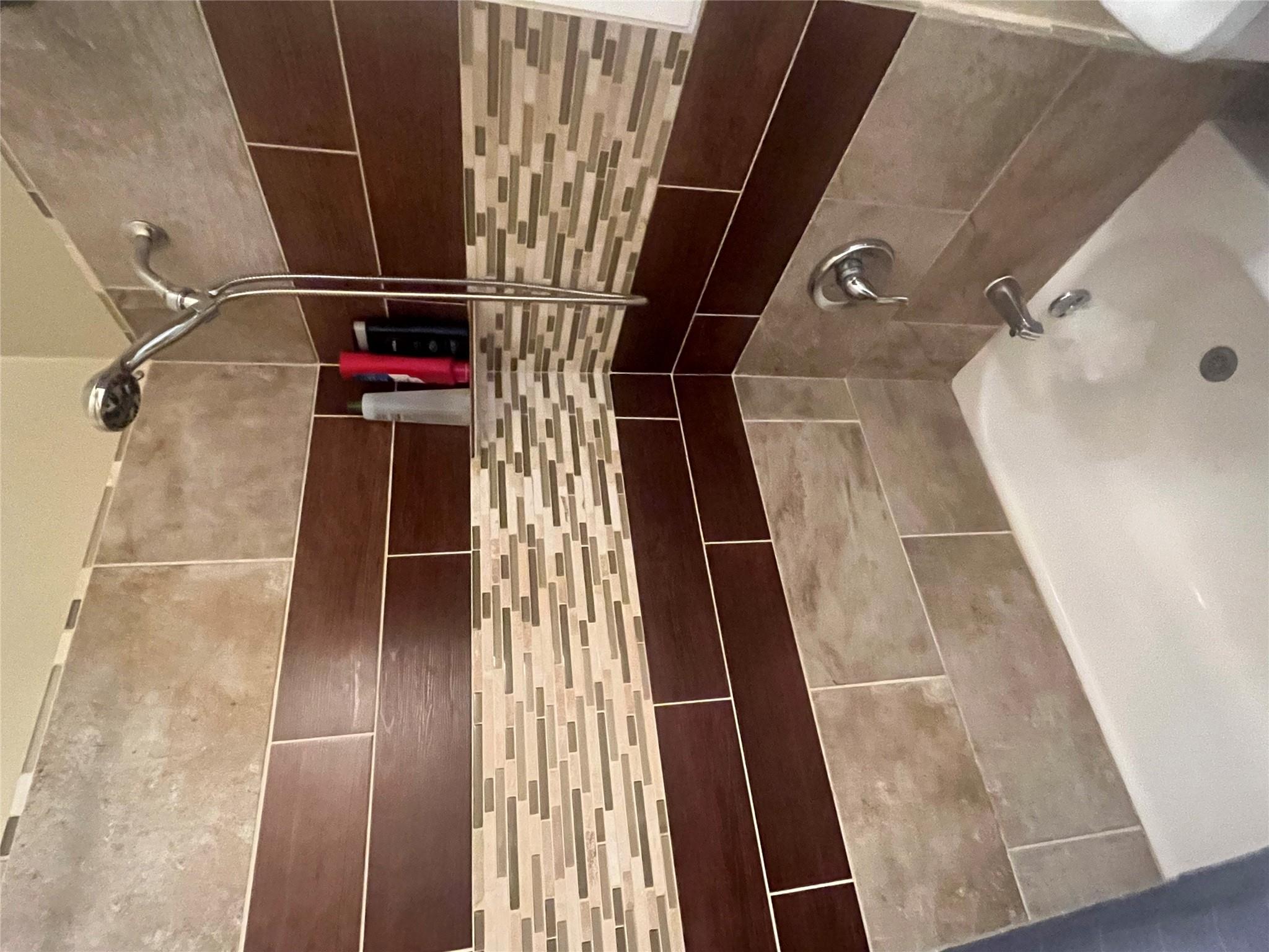 712 21St St W # 201, Austin, TX 78705