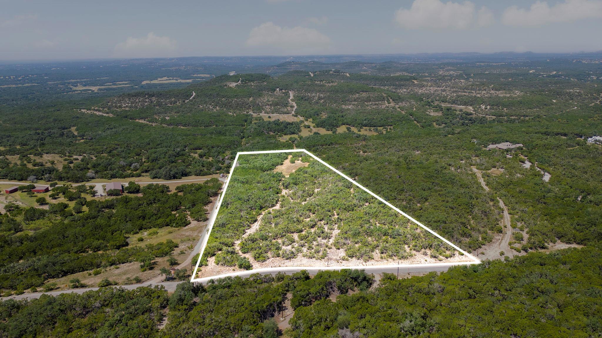 000 Peyton Colony Rd, Blanco, TX 78606