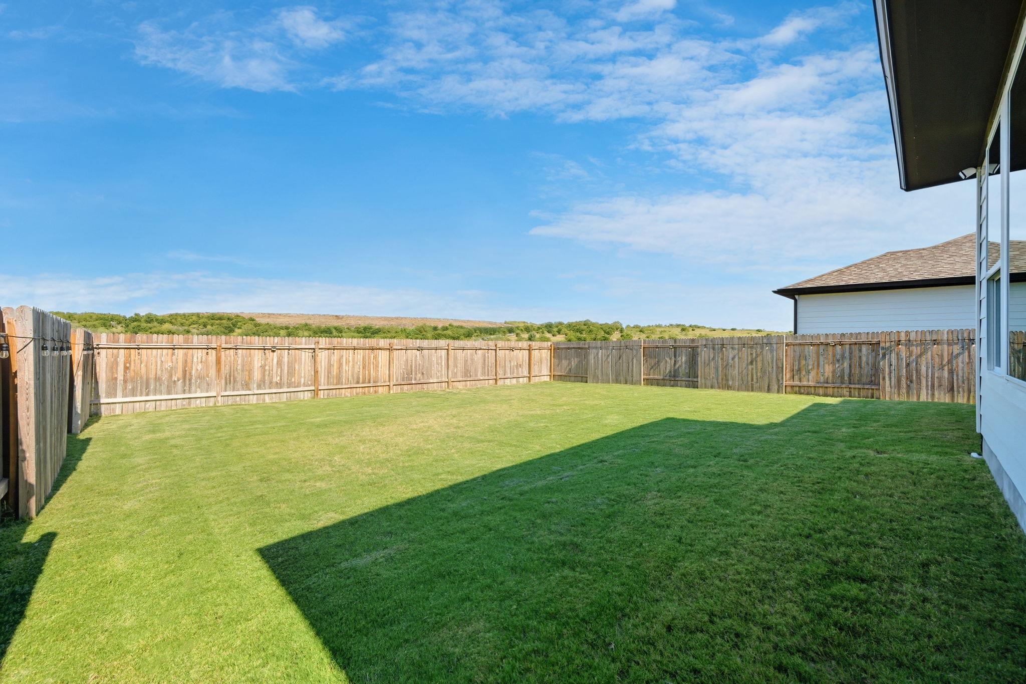 6808 Quiet Stream Way, Buda, TX 78610