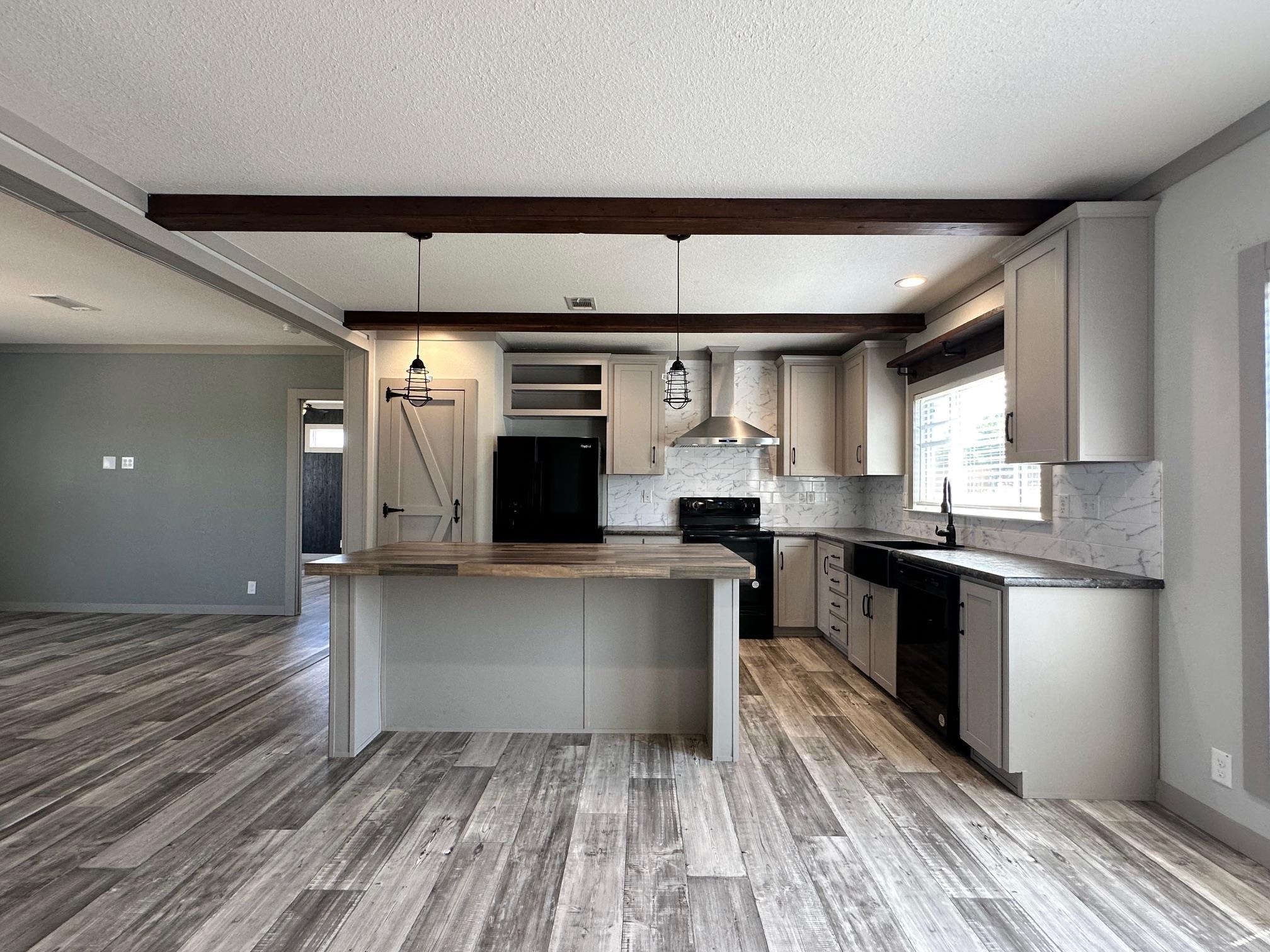 218 Margarita Dr, Dale, TX 78616