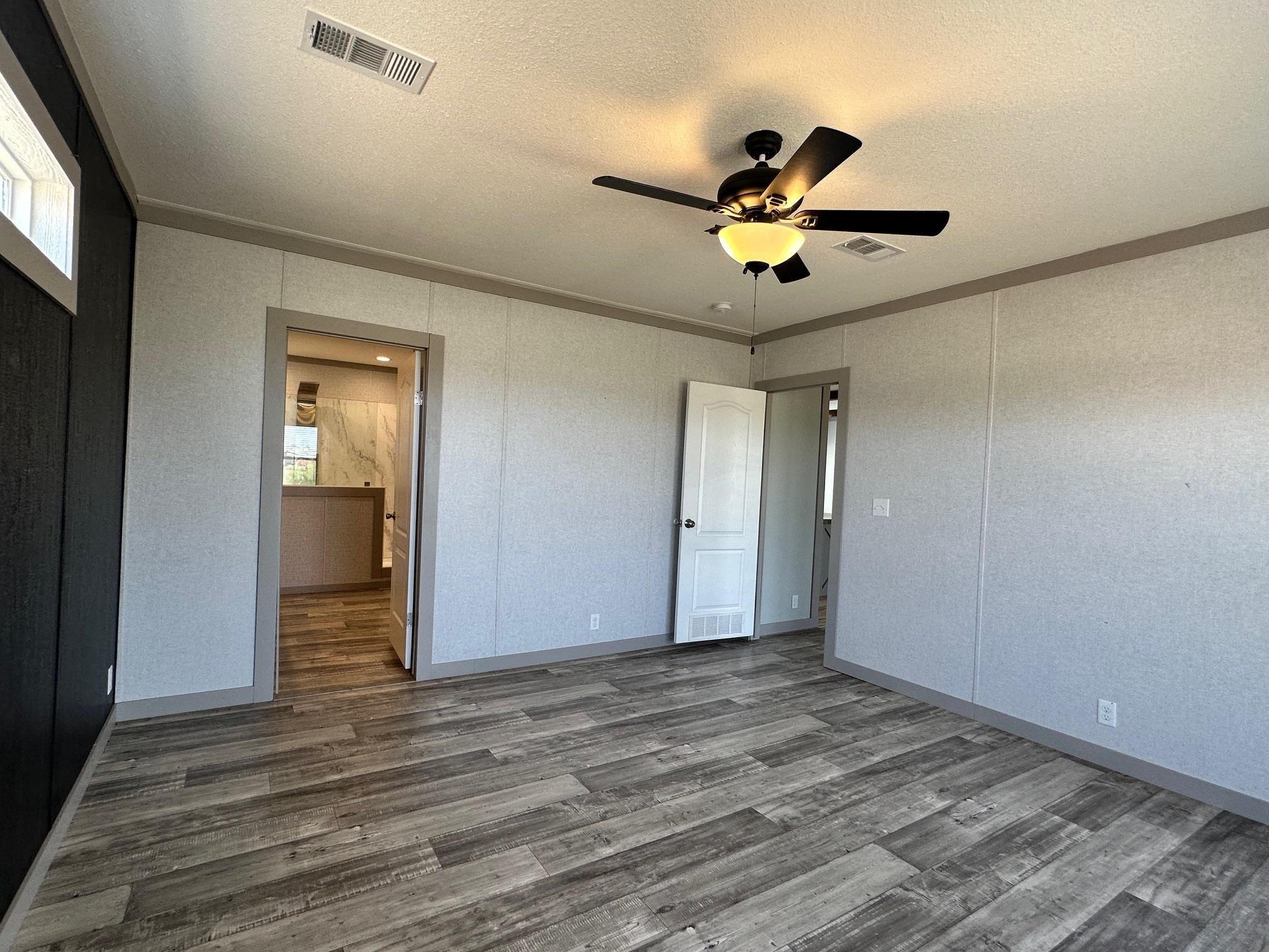 218 Margarita Dr, Dale, TX 78616