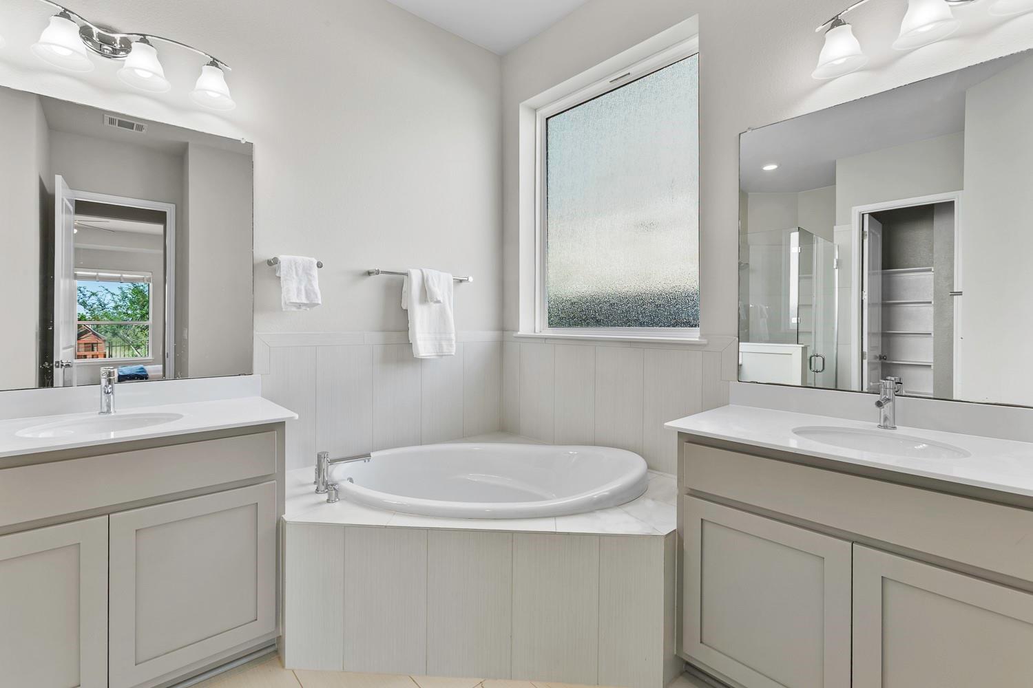 5000 Mandevilla Dr, Austin, TX 78739