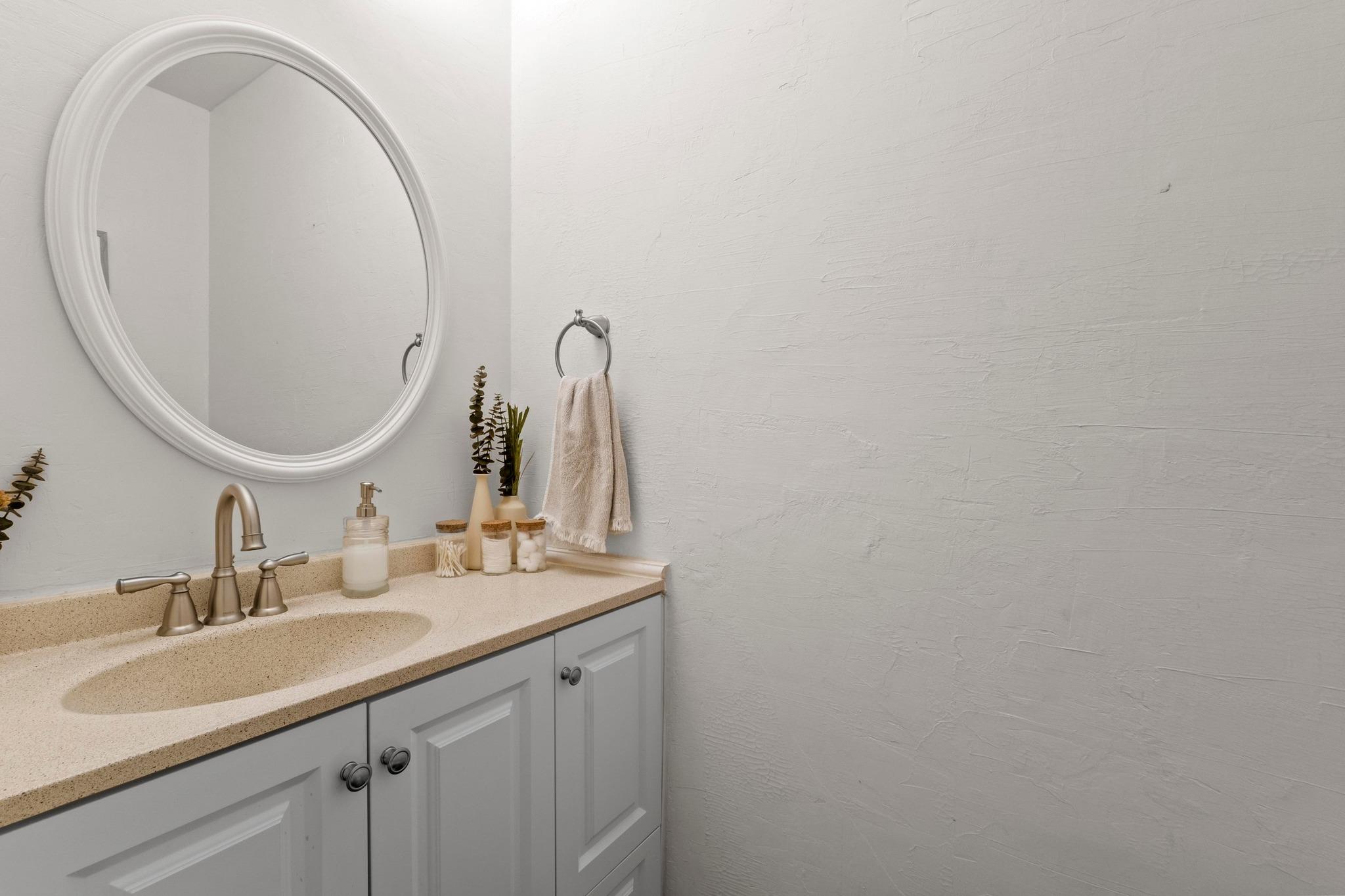 3801 Menchaca Rd # 5, Austin, TX 78704