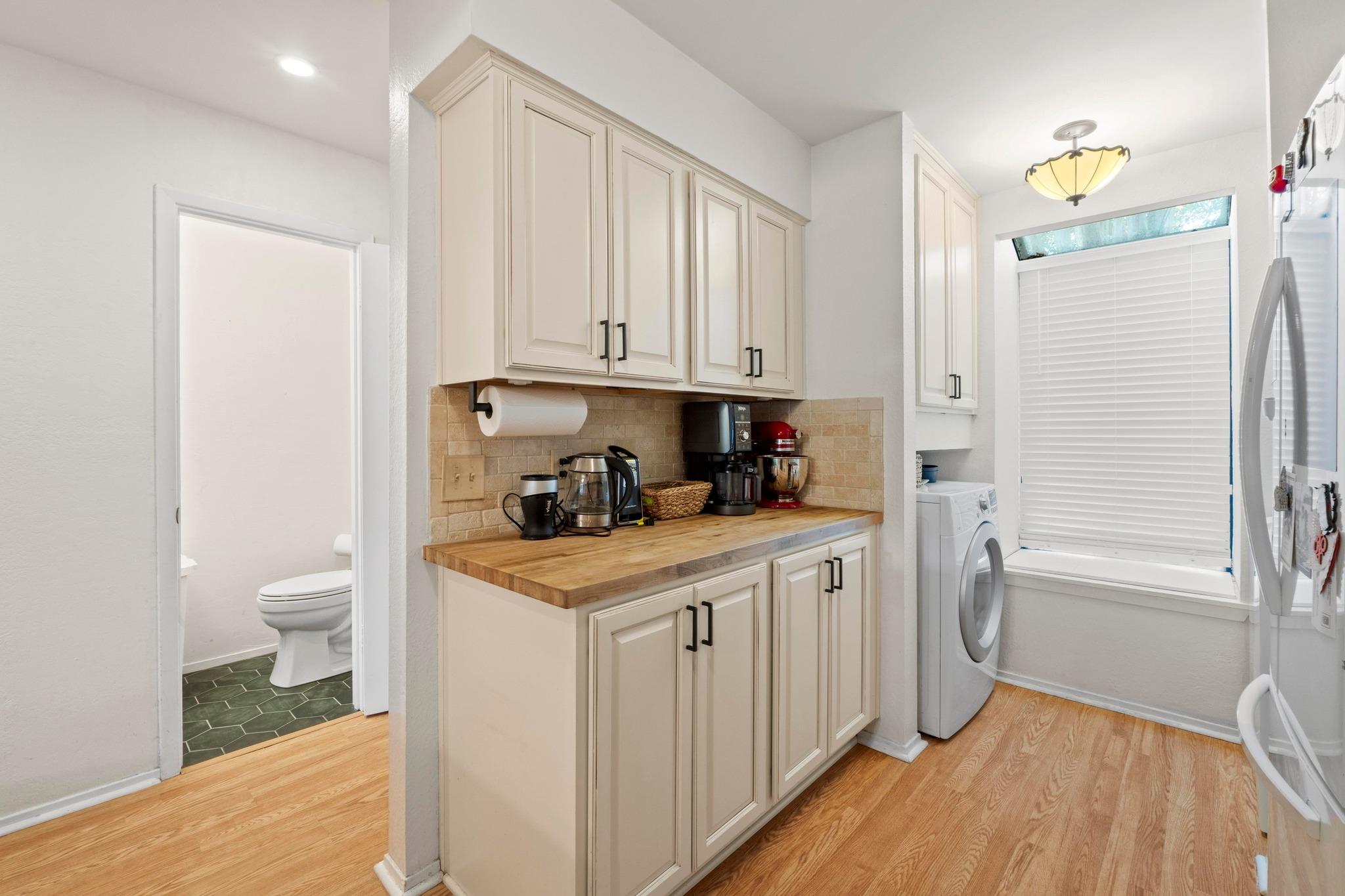 3801 Menchaca Rd # 5, Austin, TX 78704