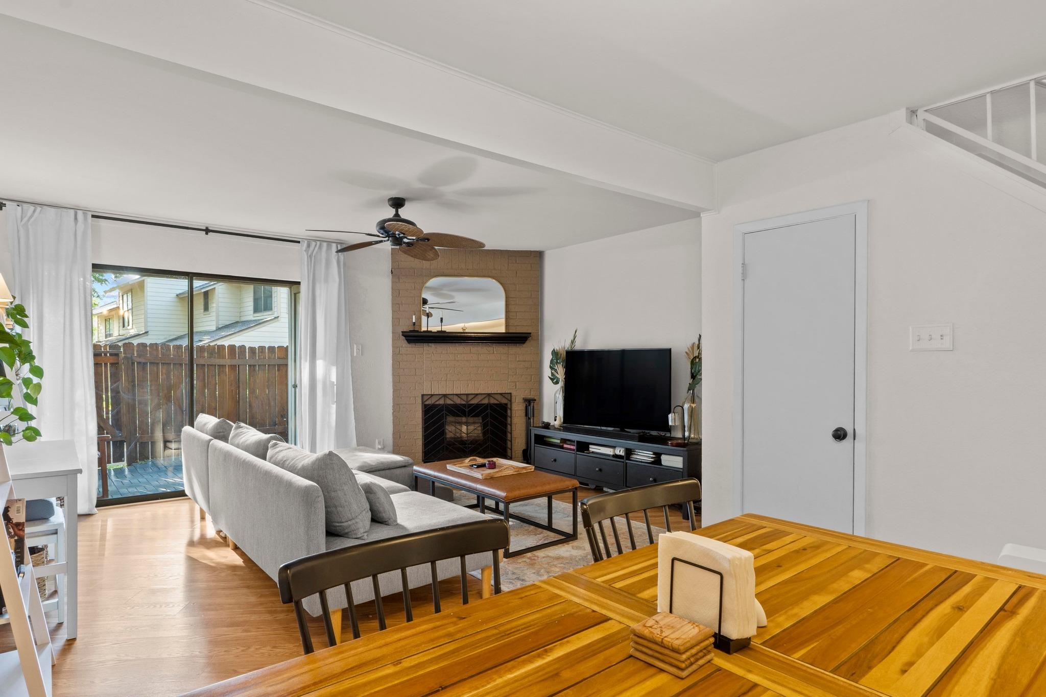 3801 Menchaca Rd # 5, Austin, TX 78704