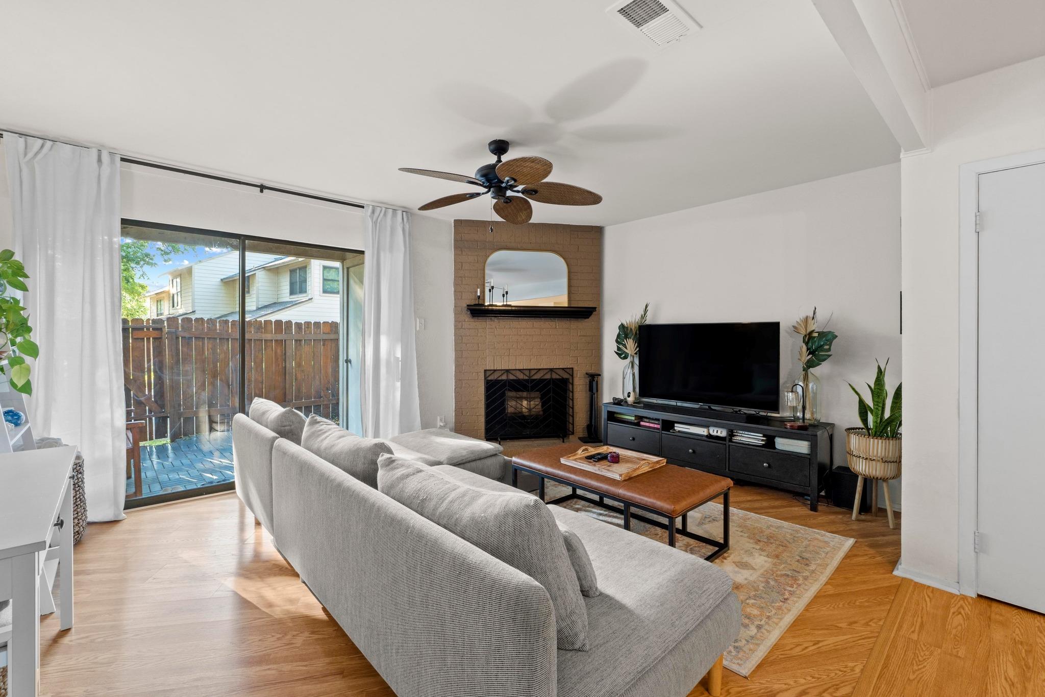 3801 Menchaca Rd # 5, Austin, TX 78704