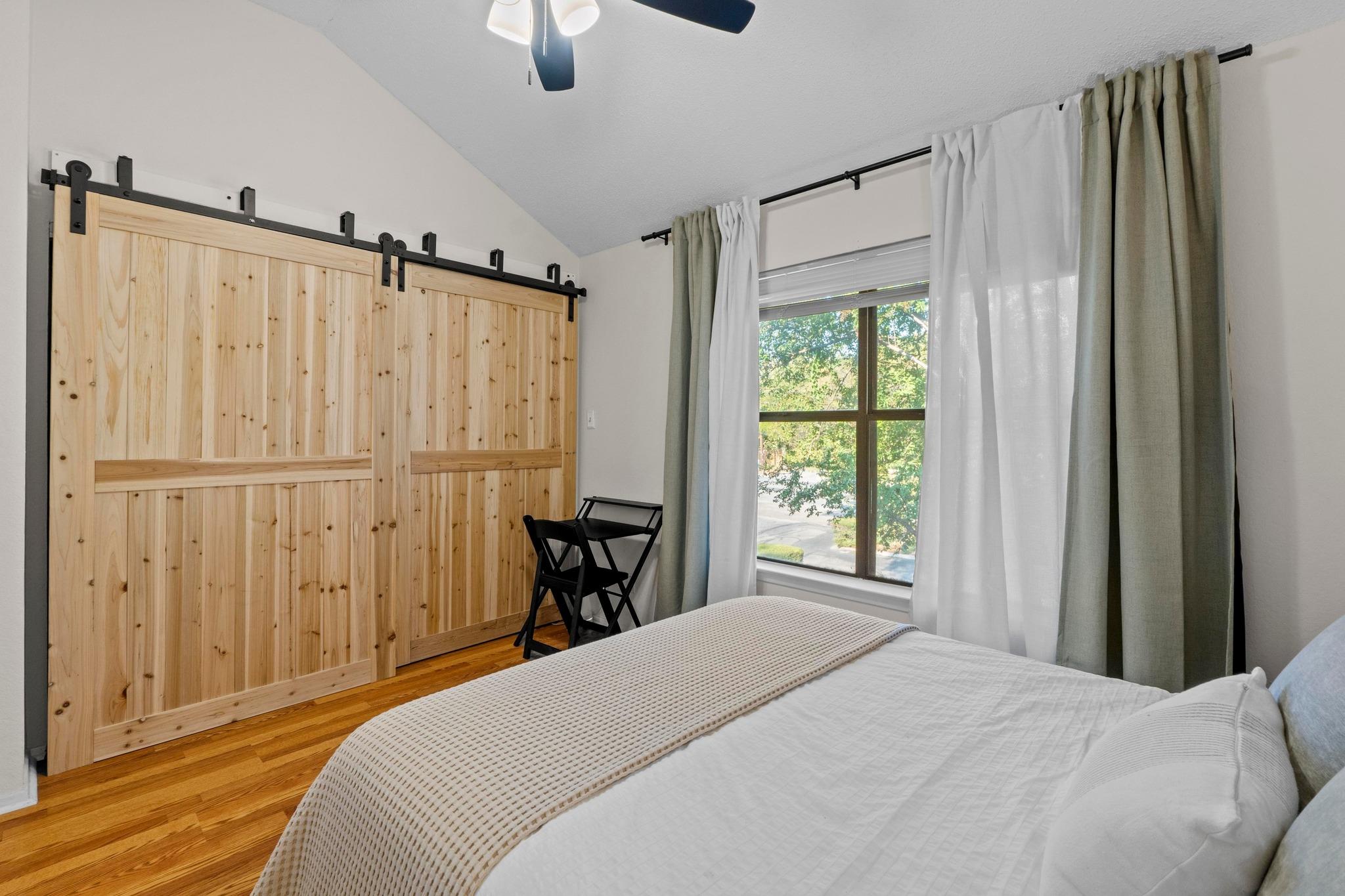 3801 Menchaca Rd # 5, Austin, TX 78704