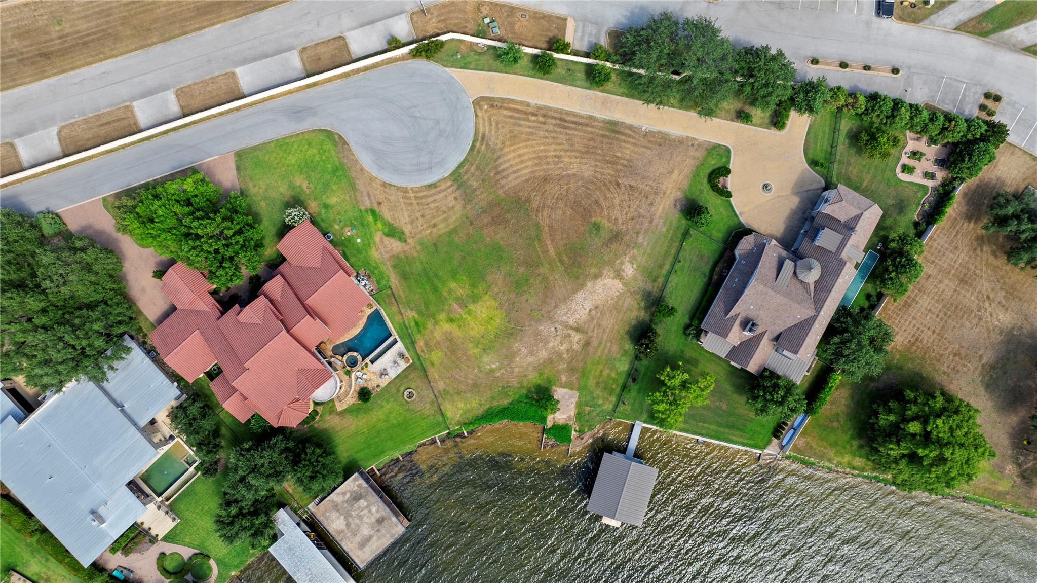 207 Wilderness Dr E, Marble Falls, TX 78654