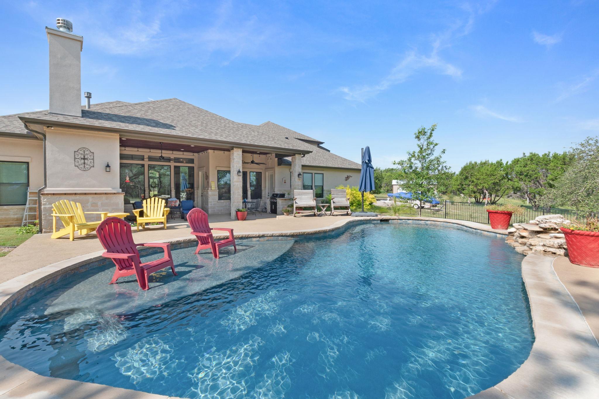 201 Brothers Ln, Burnet, TX 78611