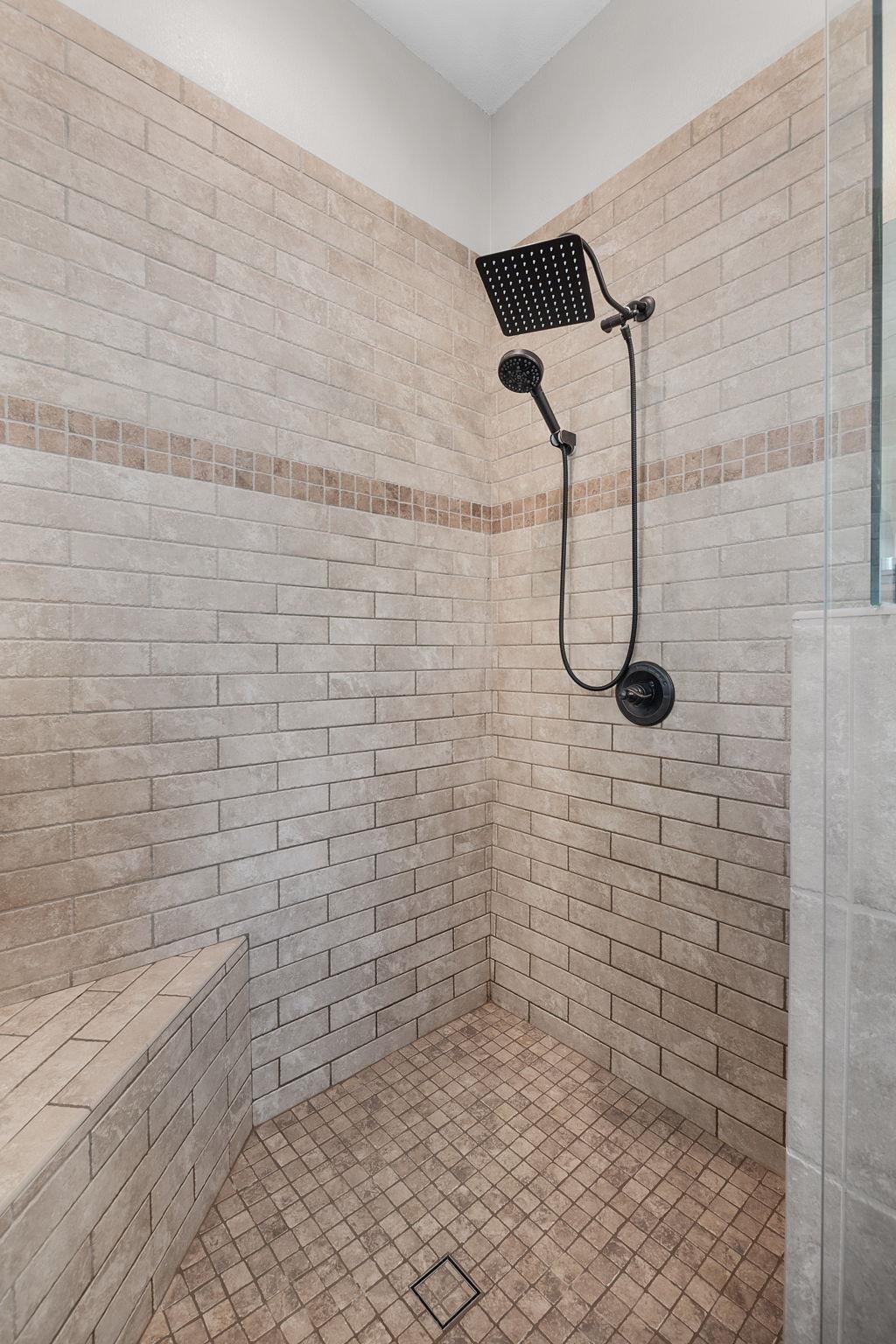 201 Brothers Ln, Burnet, TX 78611