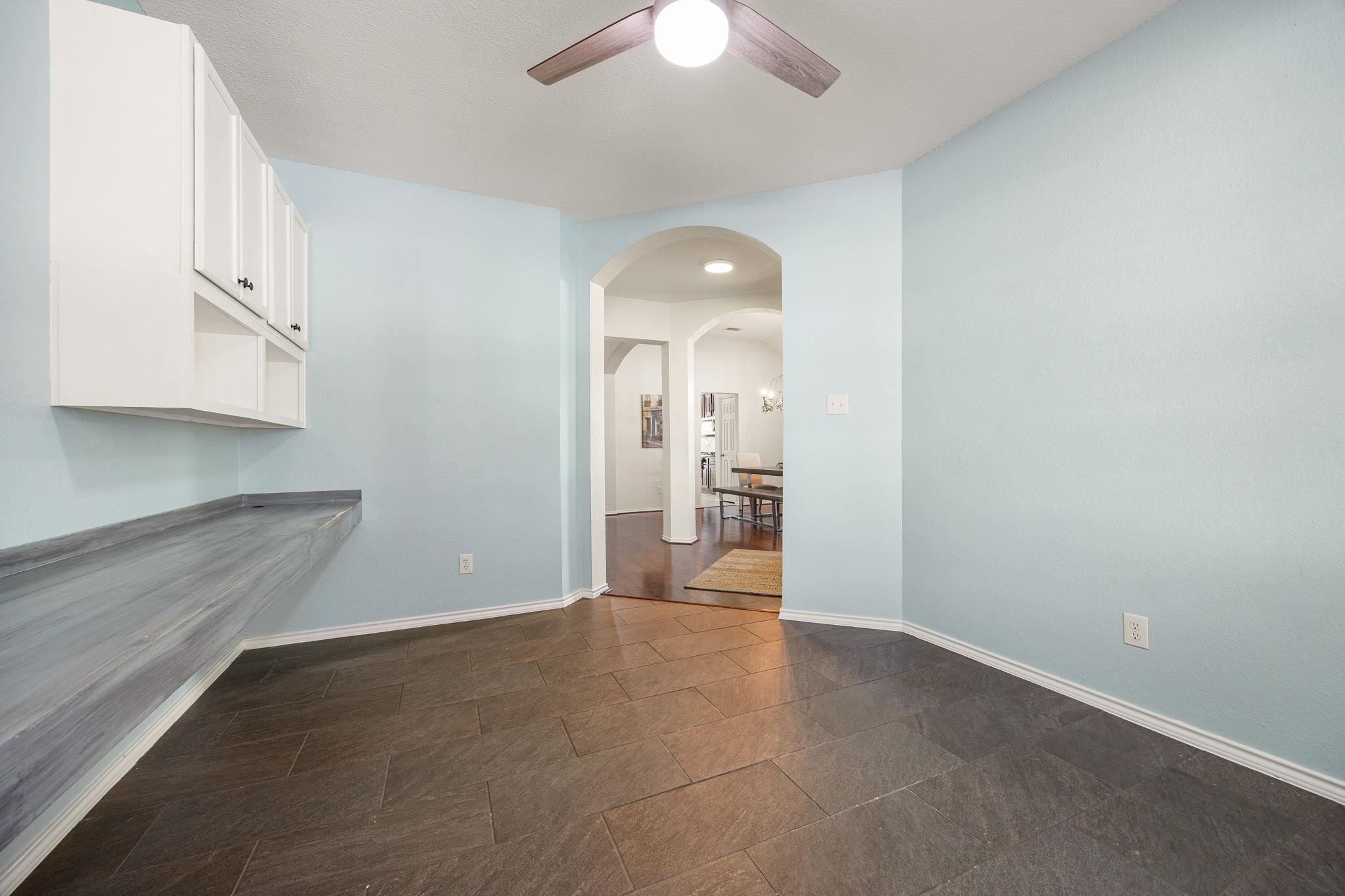 21001 Haddington Cv, Hutto, TX 78634