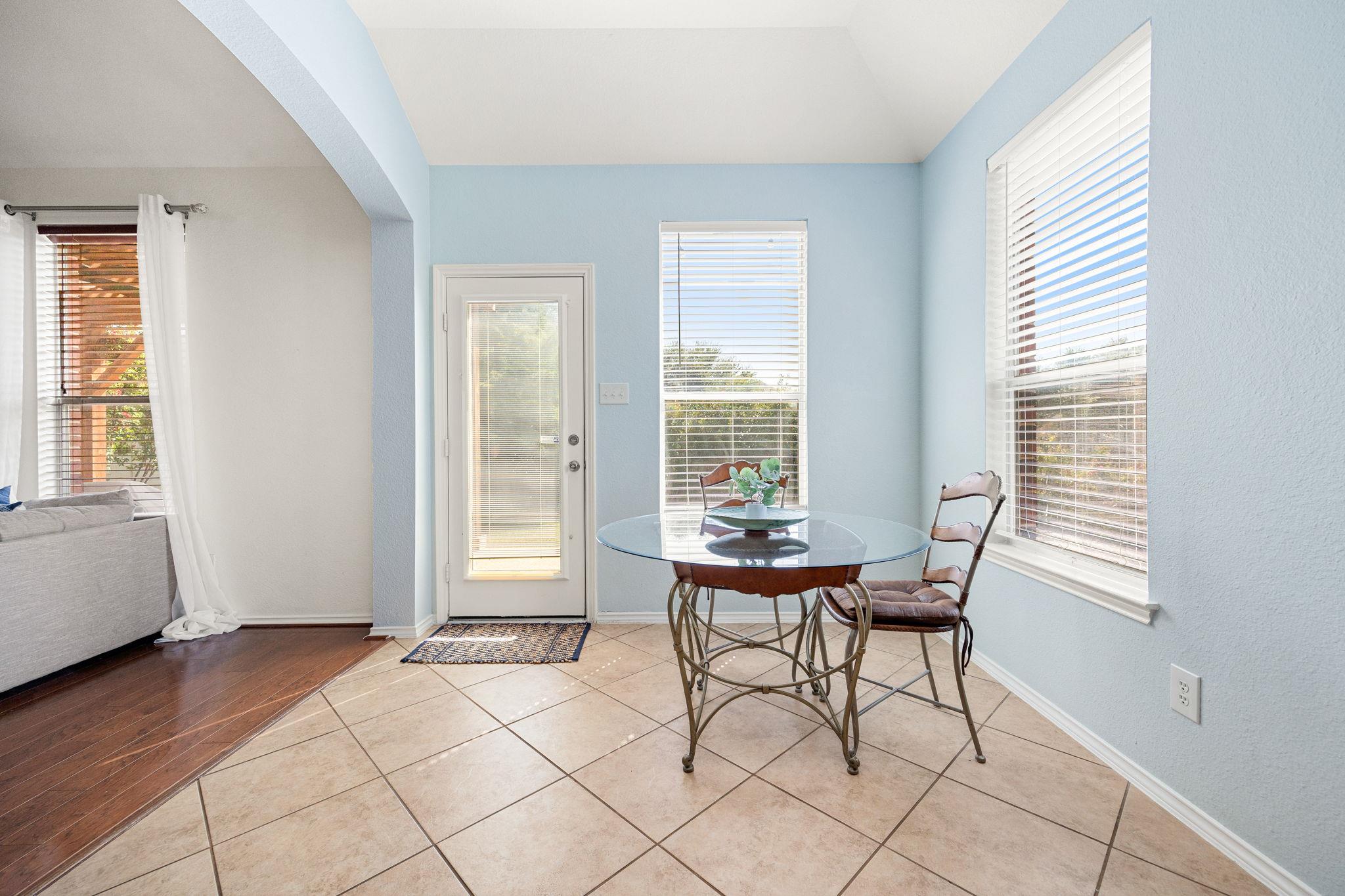 21001 Haddington Cv, Hutto, TX 78634