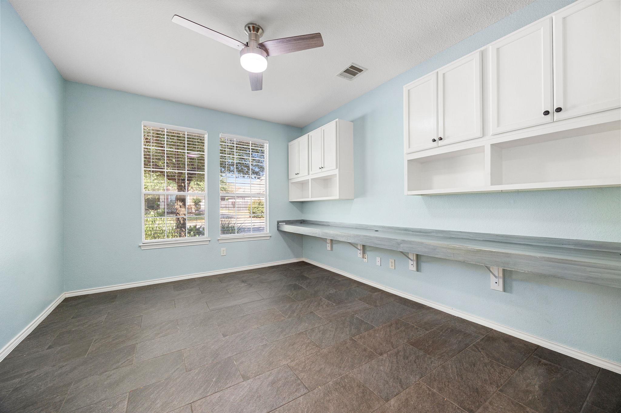 21001 Haddington Cv, Hutto, TX 78634