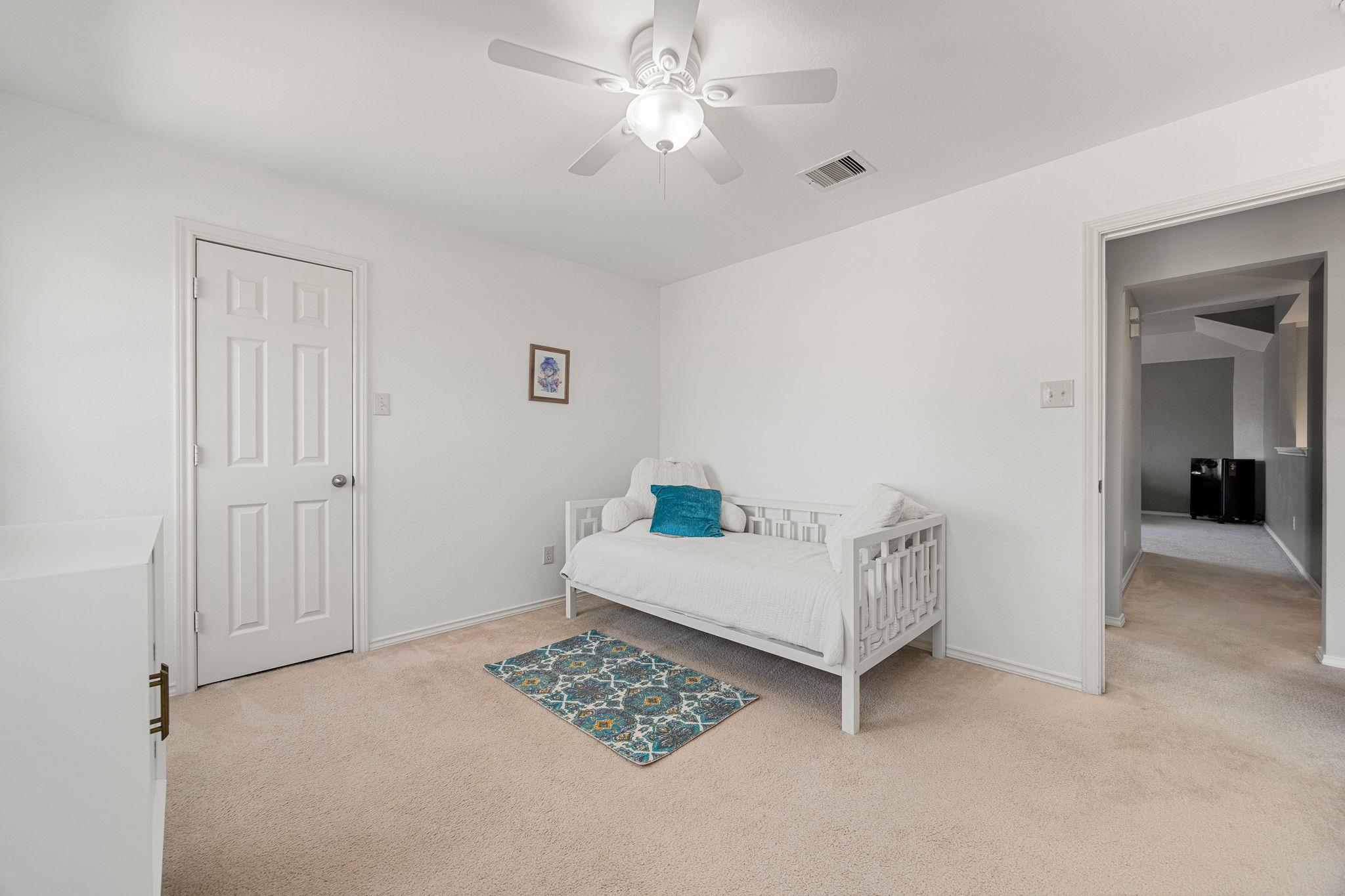 21001 Haddington Cv, Hutto, TX 78634