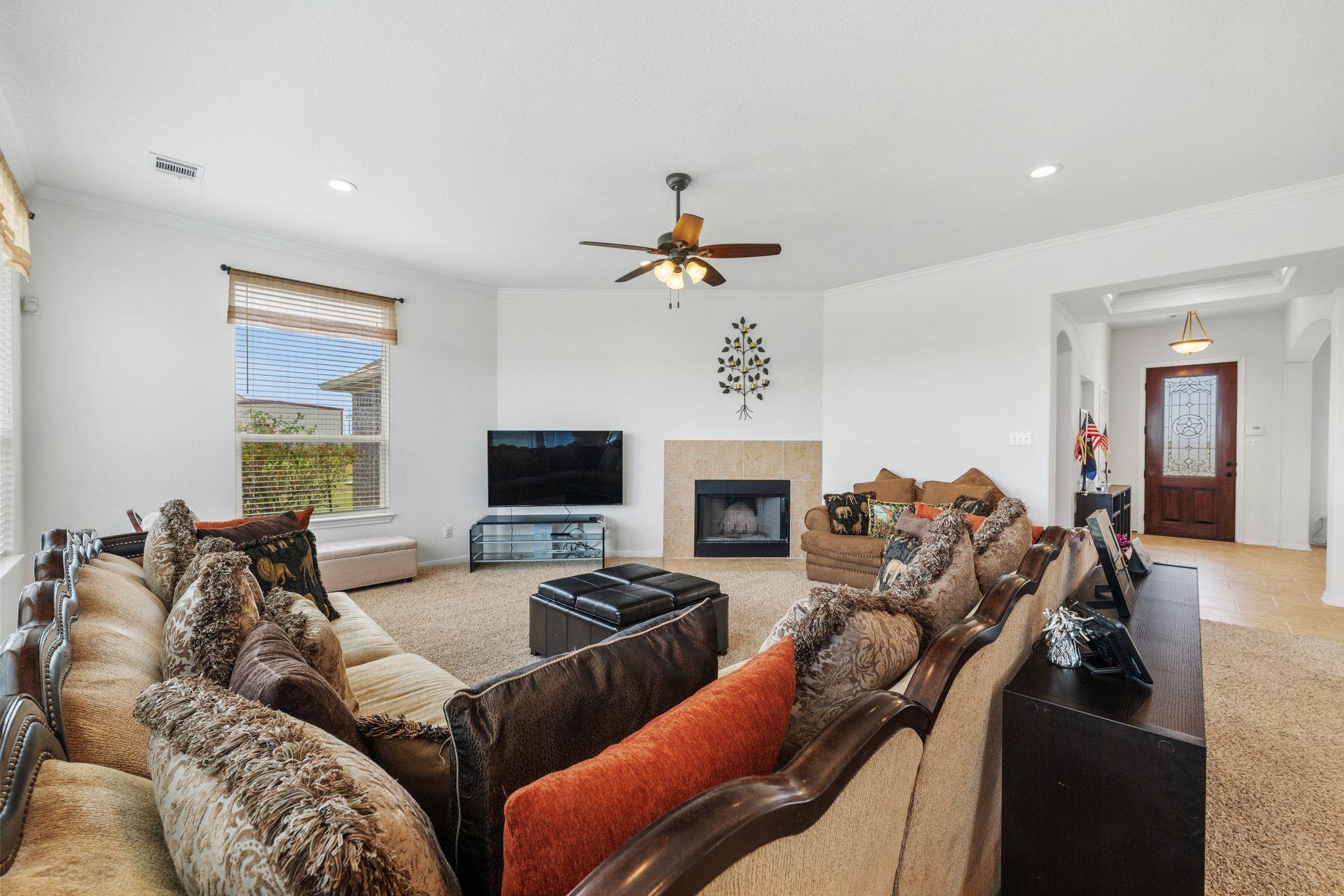 2955 County Road 100, Hutto, TX 78634