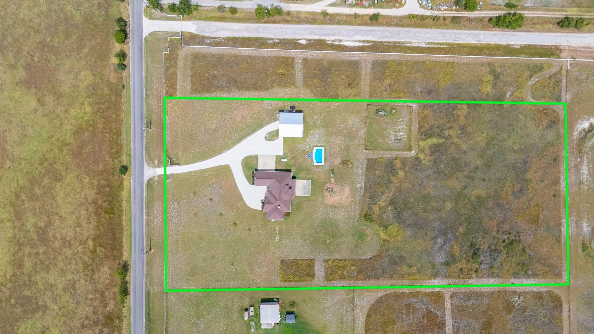 2955 County Road 100, Hutto, TX 78634