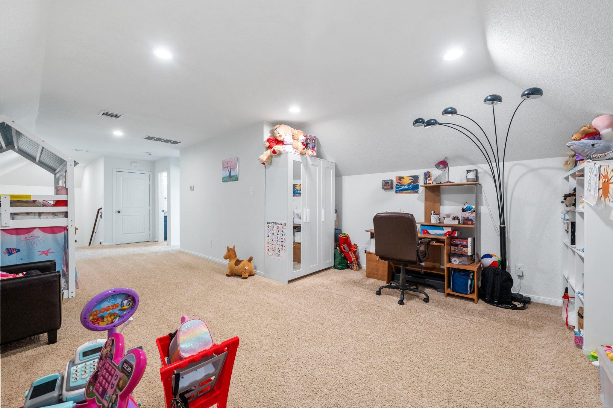 2955 County Road 100, Hutto, TX 78634