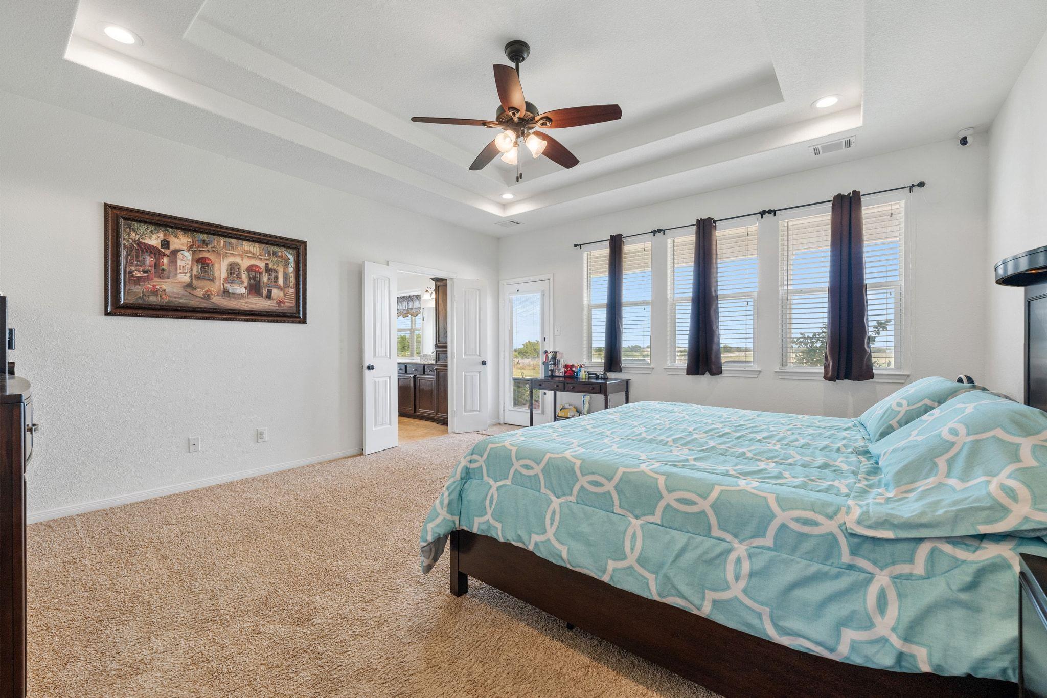 2955 County Road 100, Hutto, TX 78634