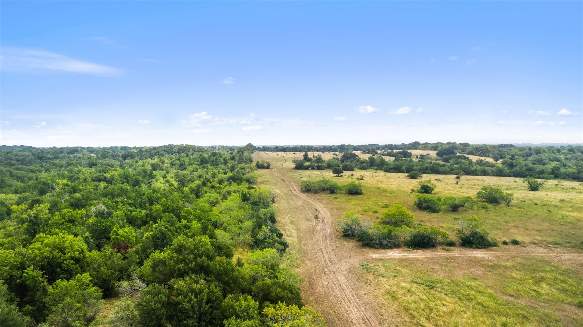 3575 Westwood Rd, Lockhart, TX 78644